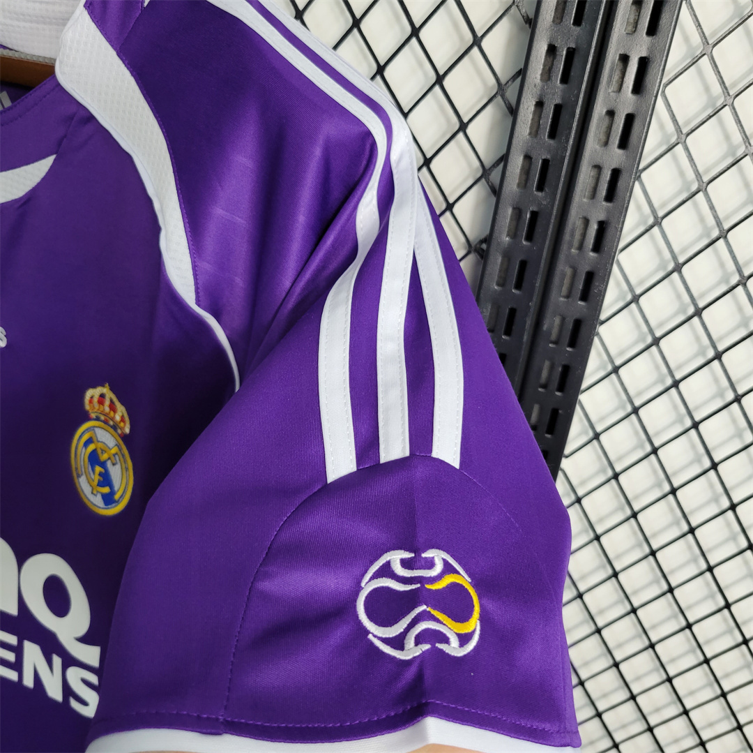 2006-07 Real Madrid Third Away Retro Soccer Jersey - view 8