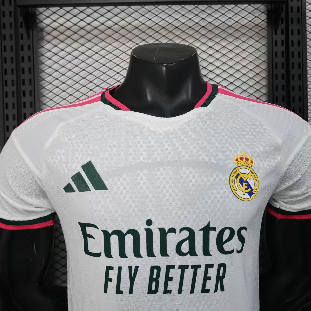 26-27 Real Madrid Special Soccer Jersey Player Version - view 5