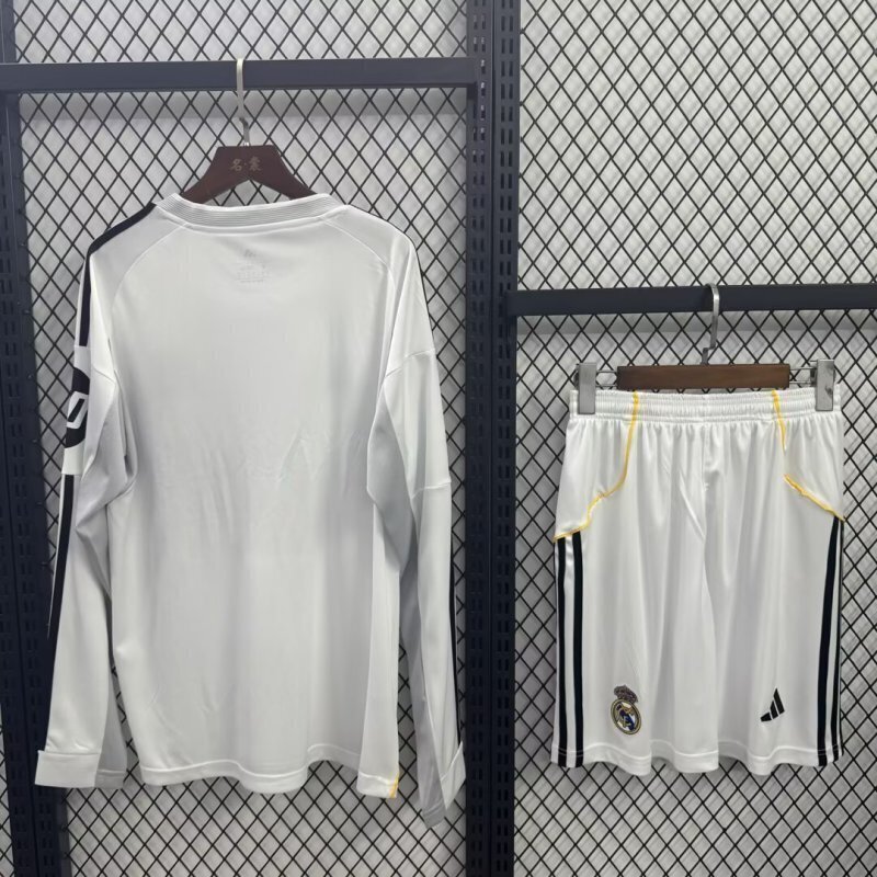 25-26 Real Madrid Home Soccer Kids Long Sleeve Jersey+Short - view 3