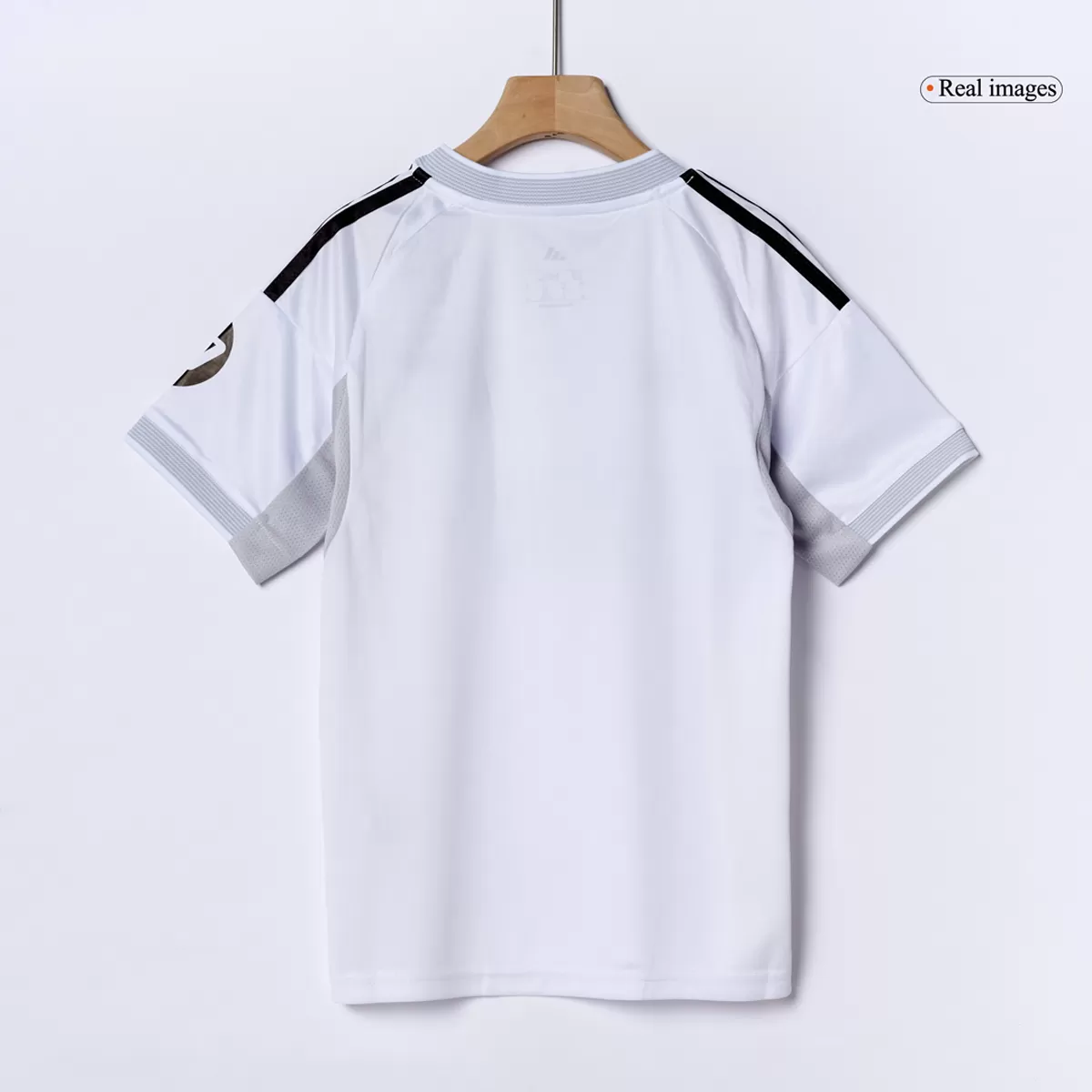 25-26 Real Madrid Home Soccer Kids Full Kit Jersey+Shorts+Socks - view 4