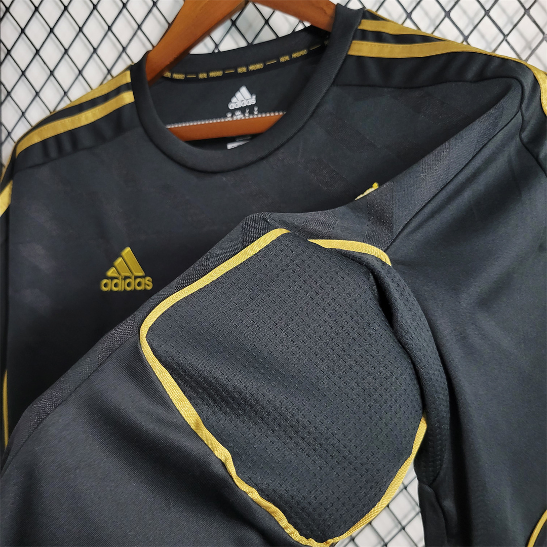 2011-12 Real Madrid Away Retro Soccer Jersey - view 8