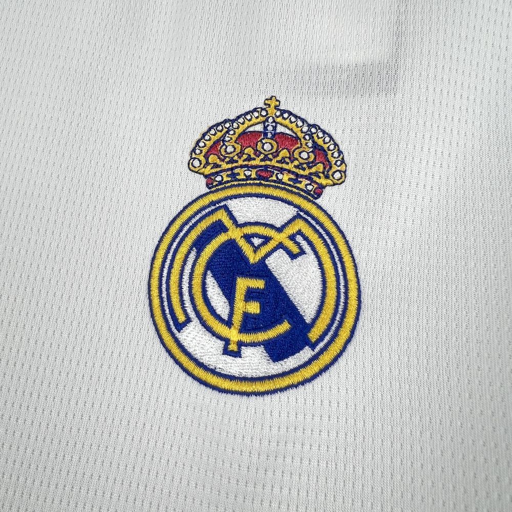 26-27 Real Madrid Home Soccer Jersey - view 5