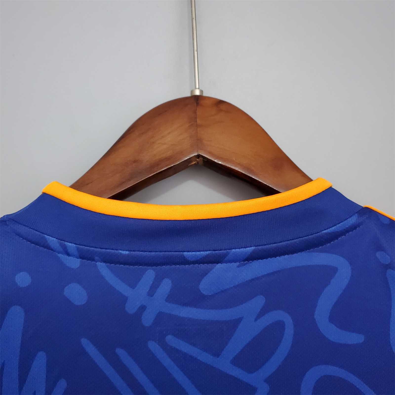 21-22 Real Madrid Away Soccer Retro Jersey - view 9