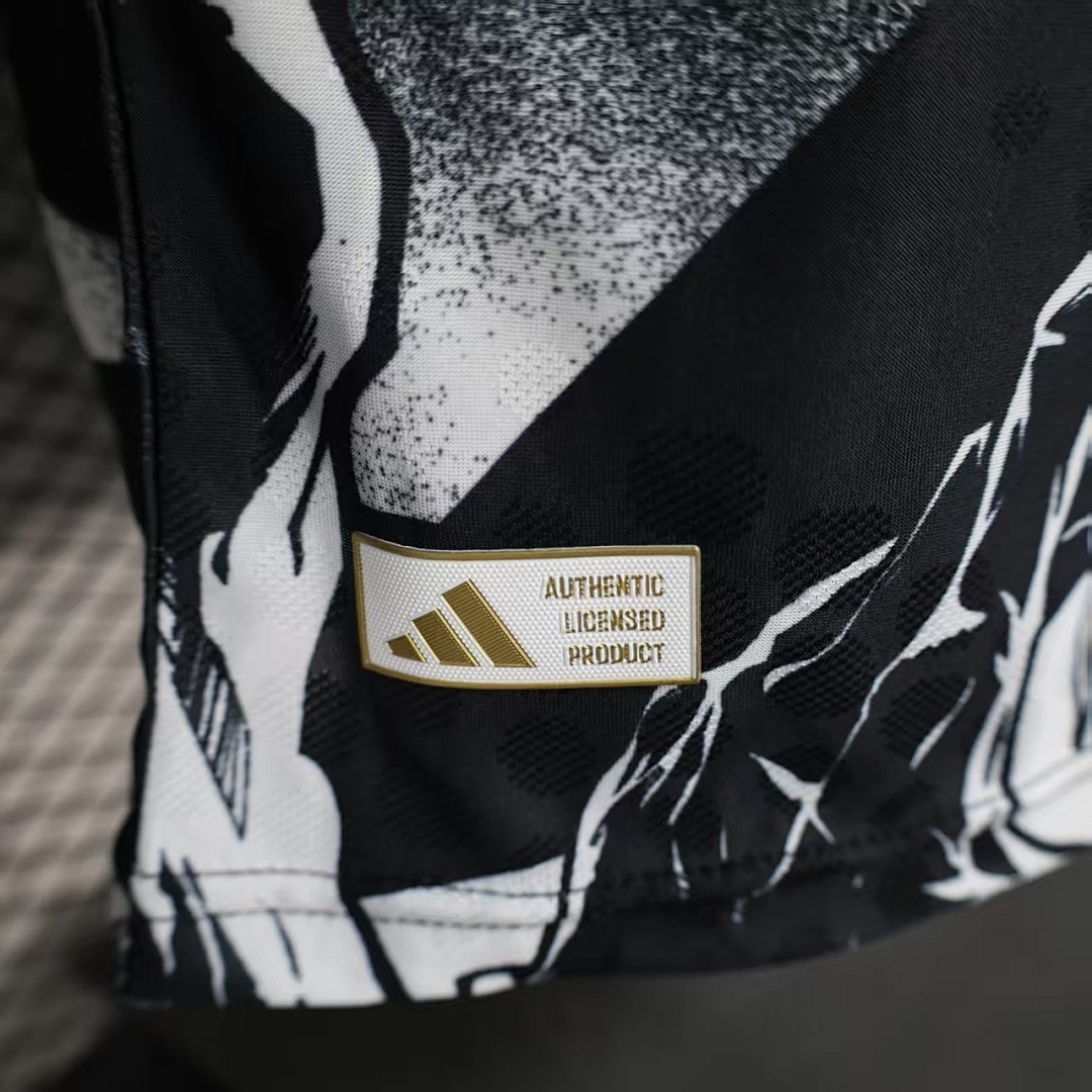 25-26 Real Madrid Marvel Soccer Jersey Special Edition Long Sleeve - view 9