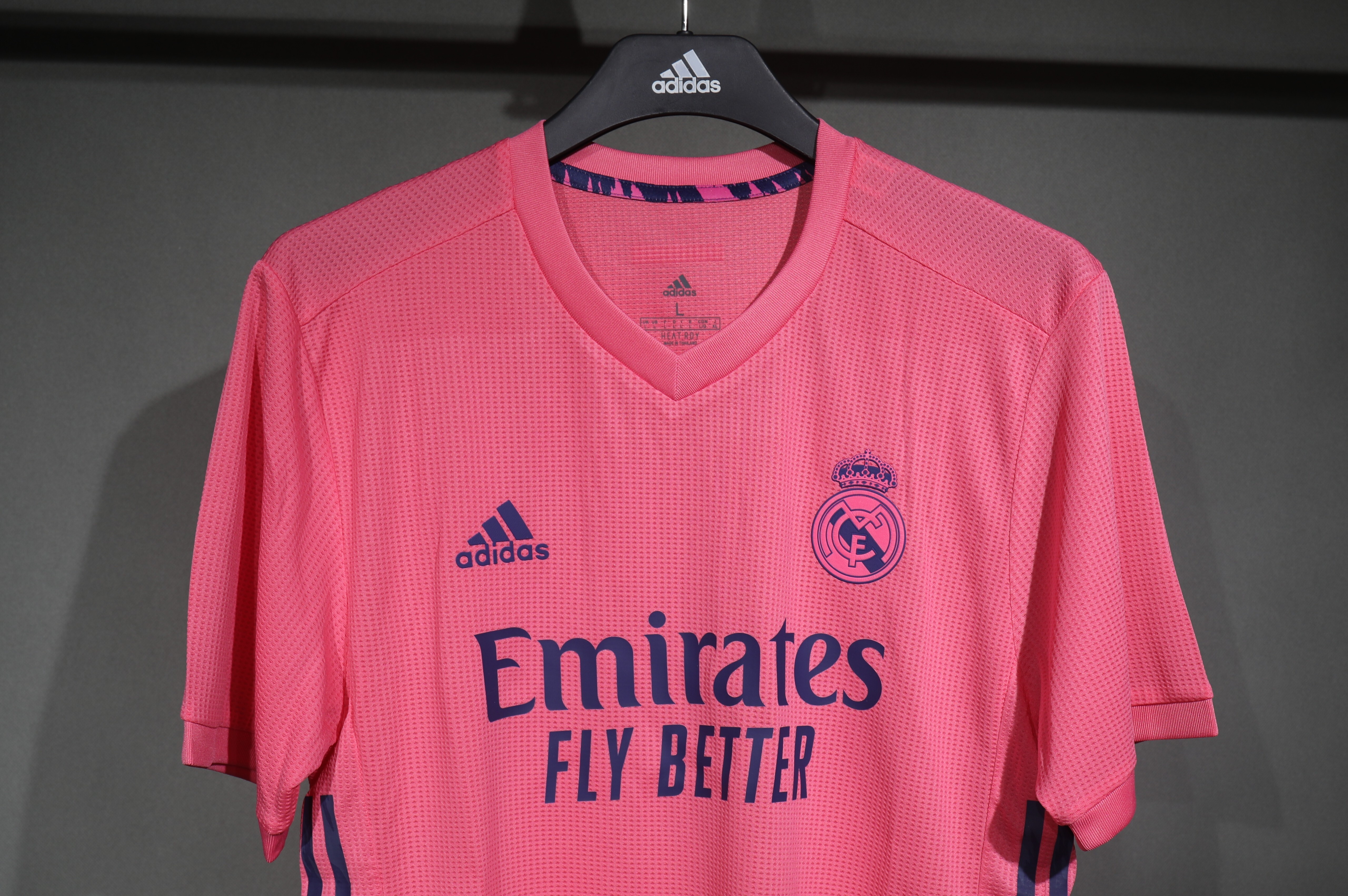 20-21 Real Madrid Away Retro Jersey Player Edition - view 8