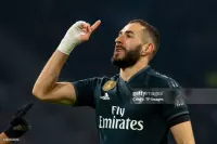 2018-19 Real Madrid Away Retro Jersey Player Edition - view 5