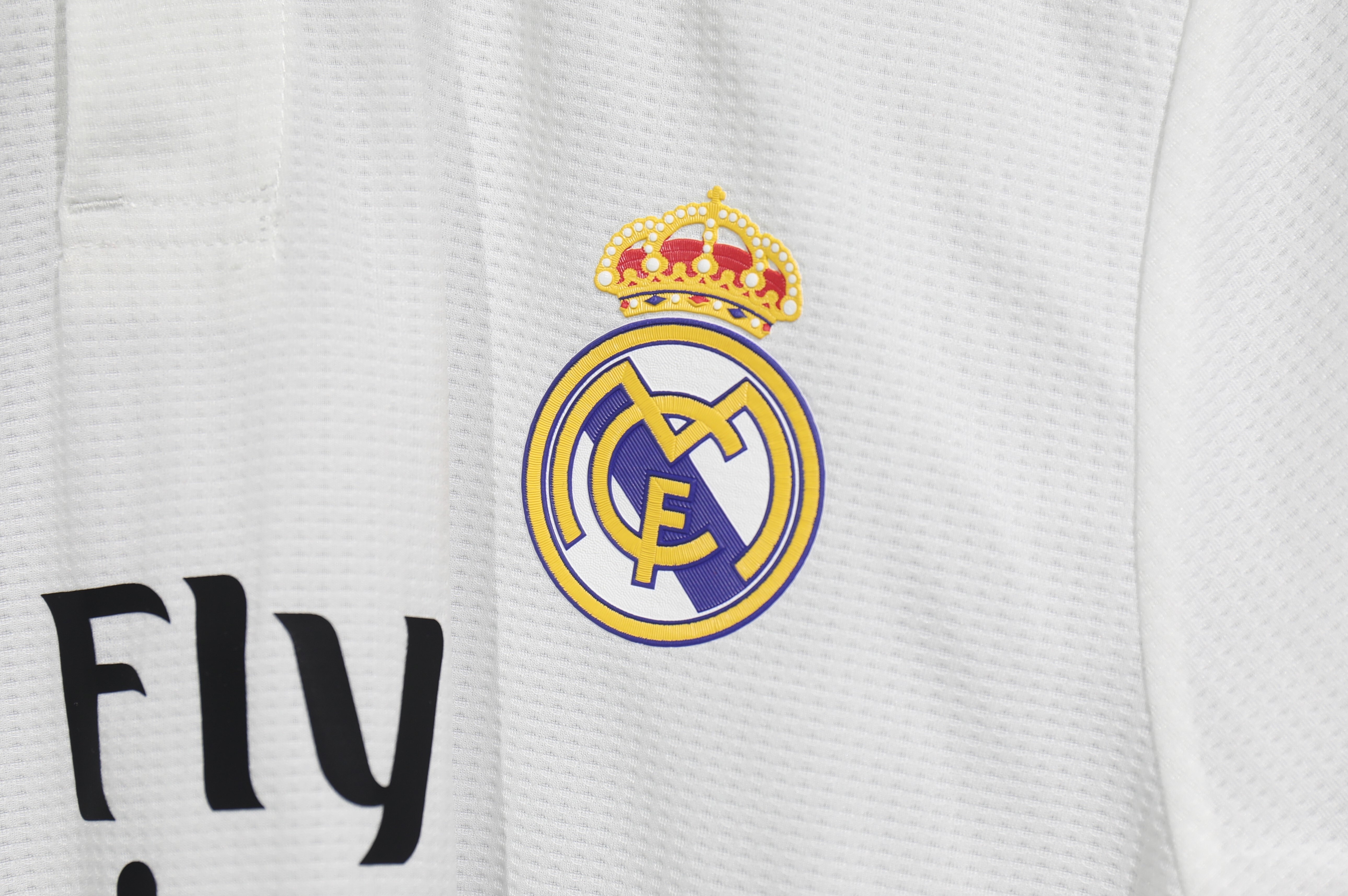 2018-19 Real Madrid Home Retro Jersey Player Edition - view 10