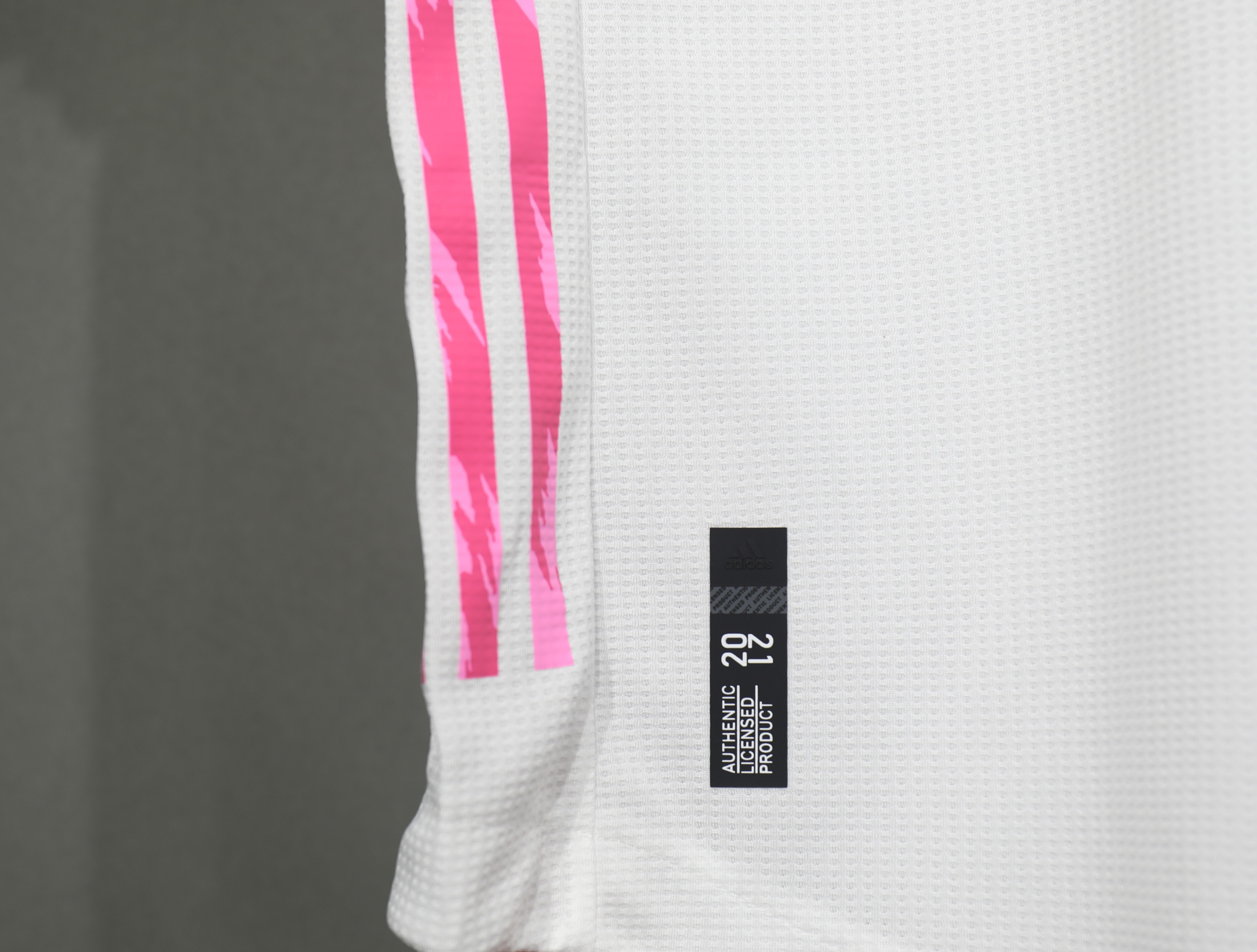 20-21 Real Madrid Home Retro Jersey Player Edition - view 6