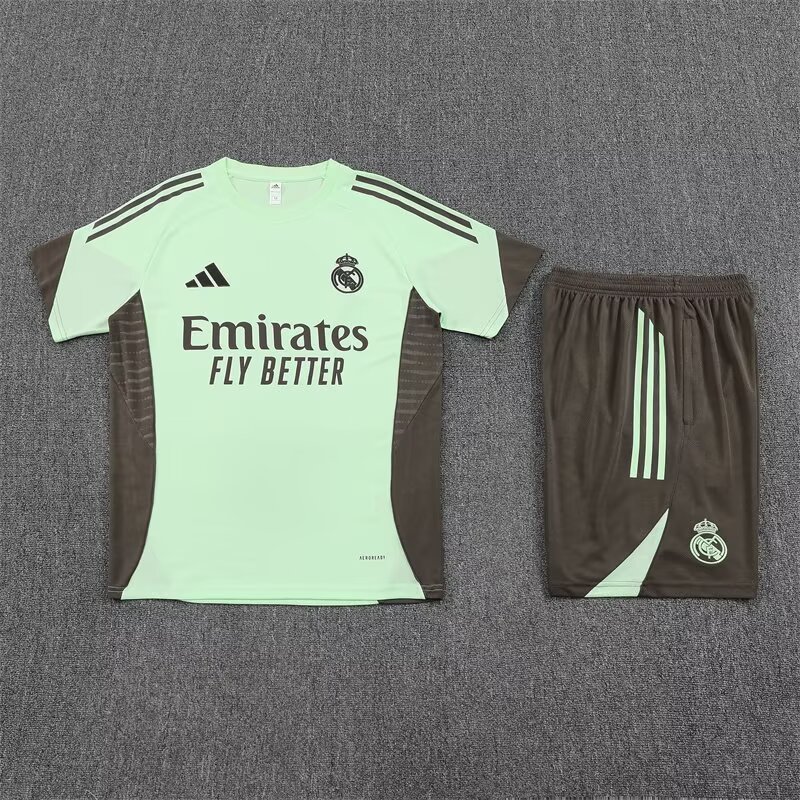 Real Madrid Pre-Match Training Jersey Kit 2025/26 - view 4