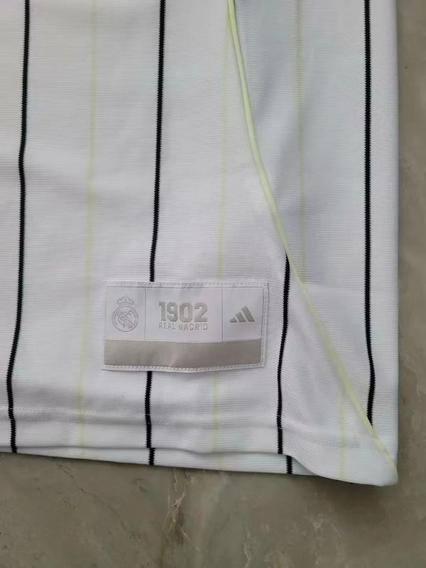 25-26 Real Madrid Baseball Soccer Jersey White - view 4