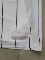 25-26 Real Madrid Baseball Soccer Jersey White - view 4