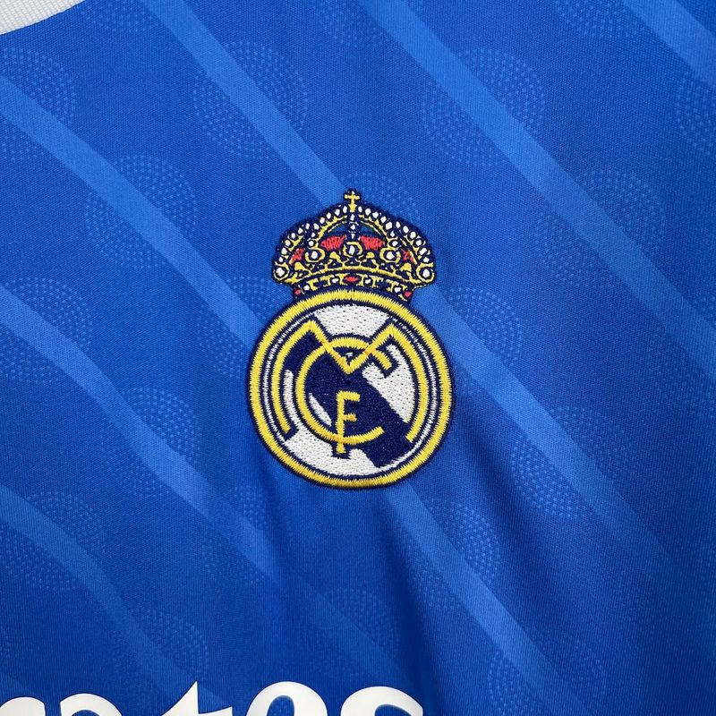 25-26 Real Madrid Third Away Soccer Jersey - view 4