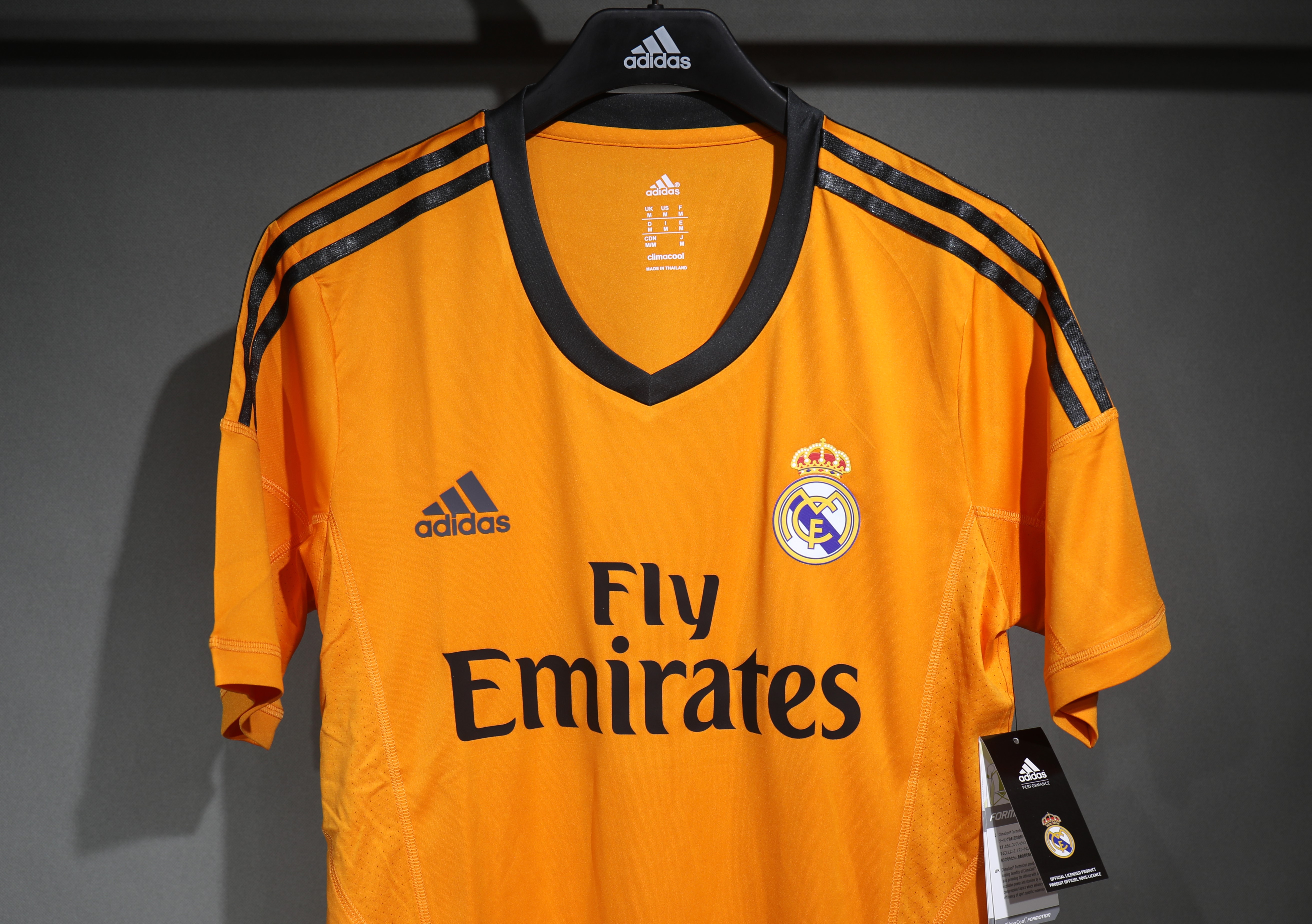 2013/14 Real Madrid Third Away Retro Jersey Player Version - view 7