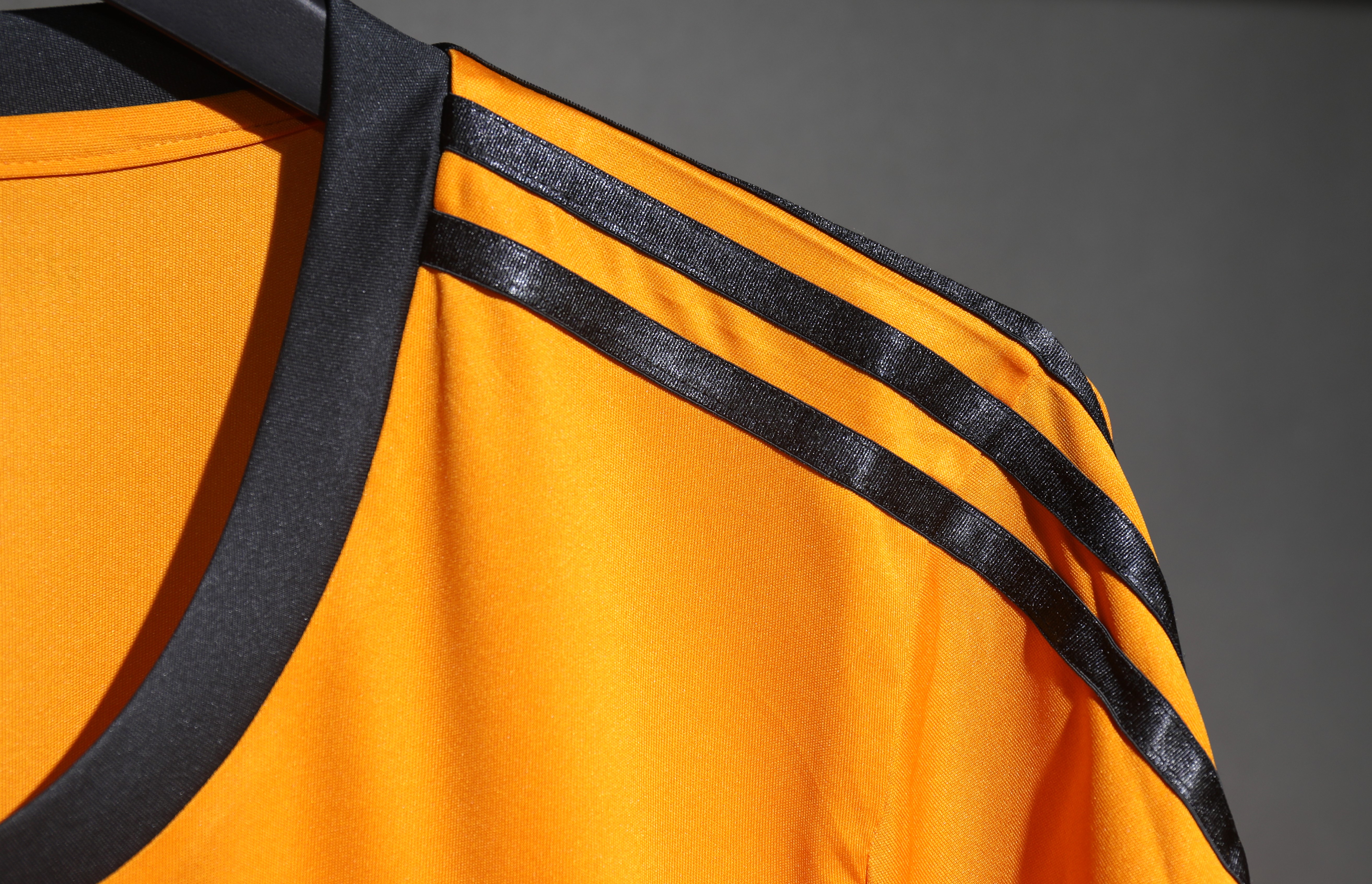 2013/14 Real Madrid Third Away Retro Jersey Player Version - view 11