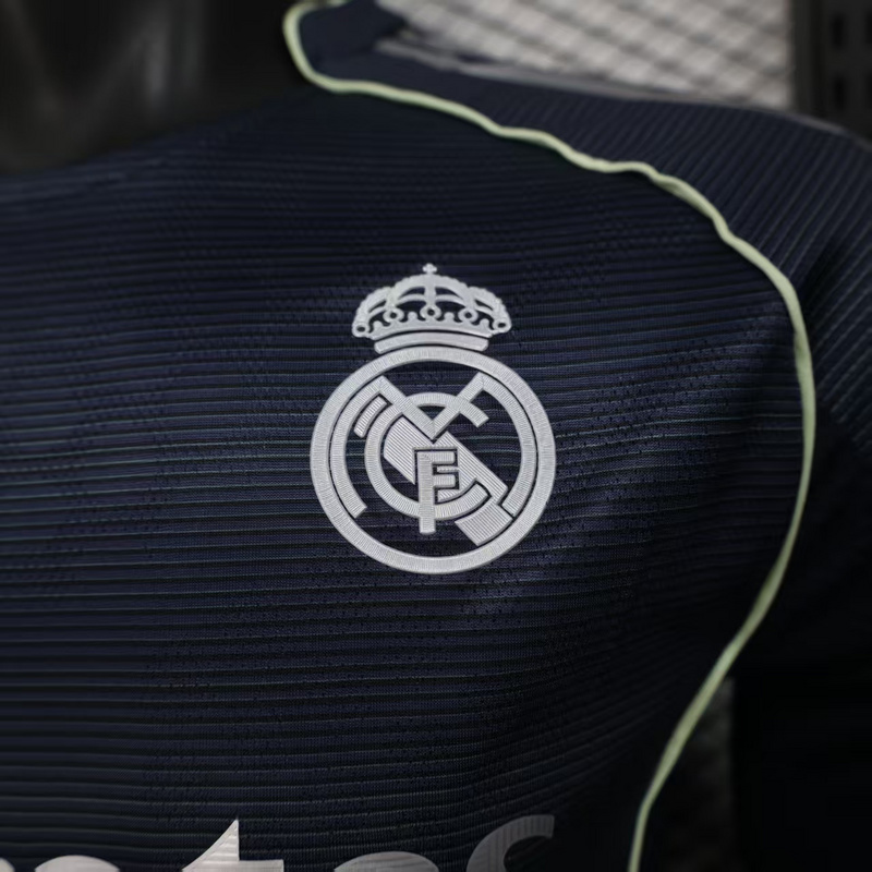 25-26 Real Madrid Away Soccer Jersey Player Version Long Sleeve - view 8