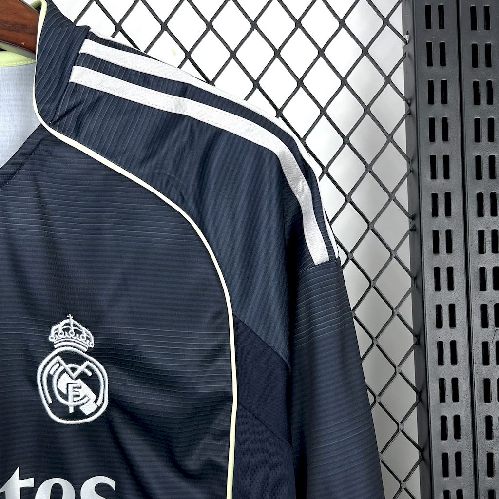 25-26 Real Madrid Away Soccer Jersey Long Sleeve - view 7