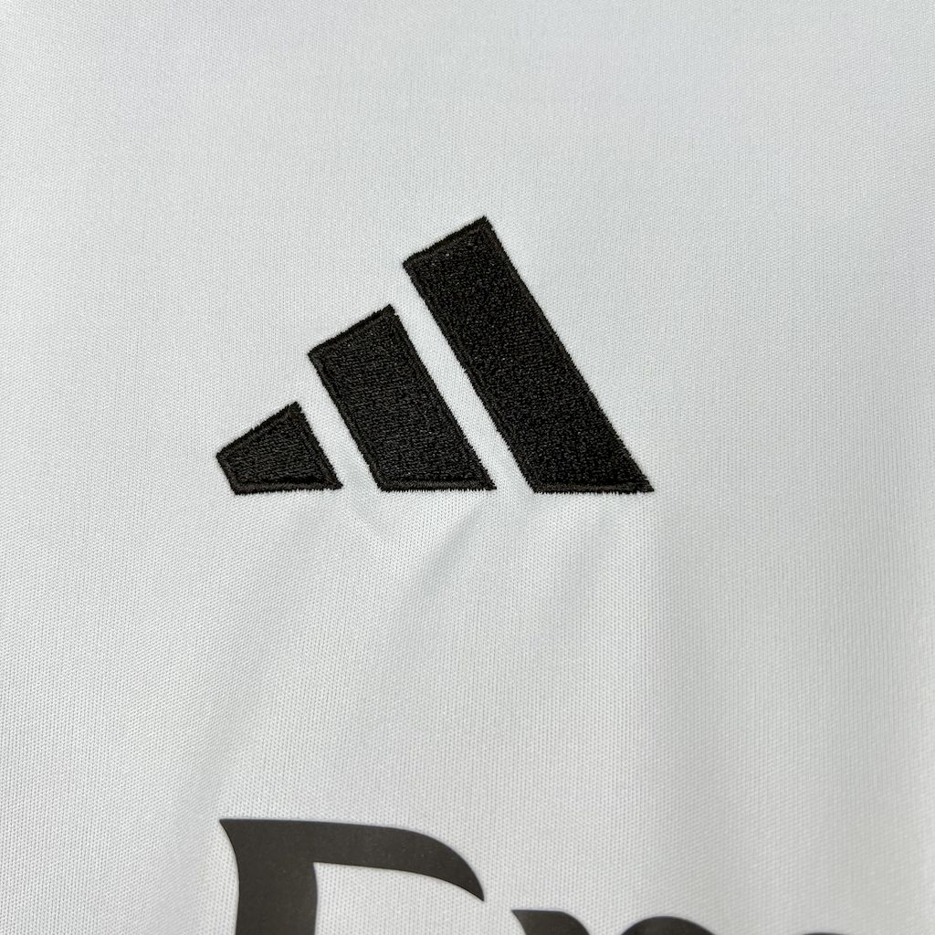 25-26 Real Madrid Home Soccer Jersey Long Sleeve - view 6