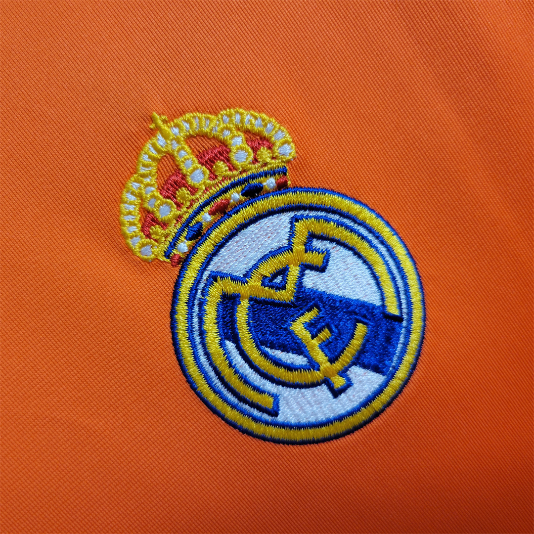 2013/14 Real Madrid Third Away Retro Jersey - view 9