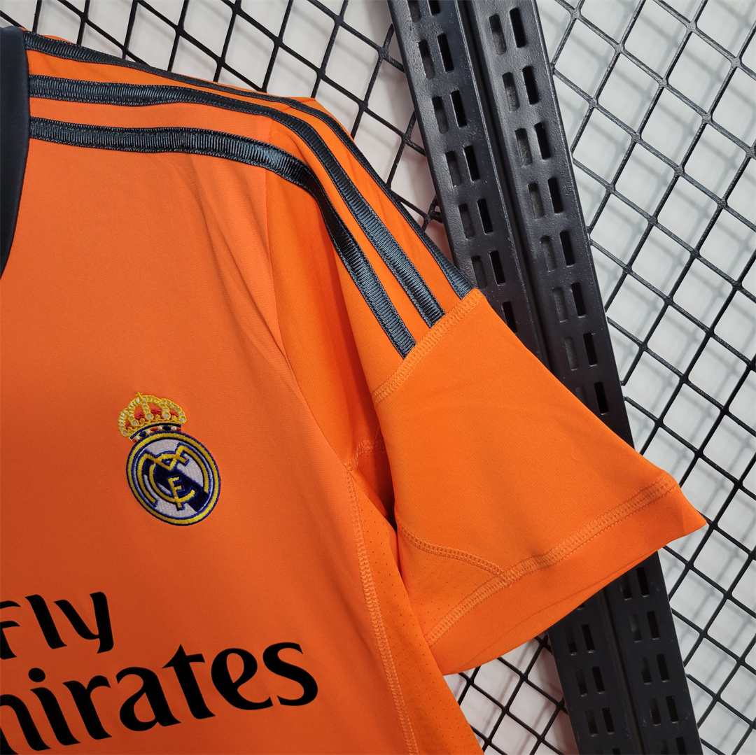 2013/14 Real Madrid Third Away Retro Jersey - view 11