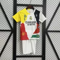 Cristiano Ronaldo Commemorative Edition Kids Kit Jersey+Shorts - view 3