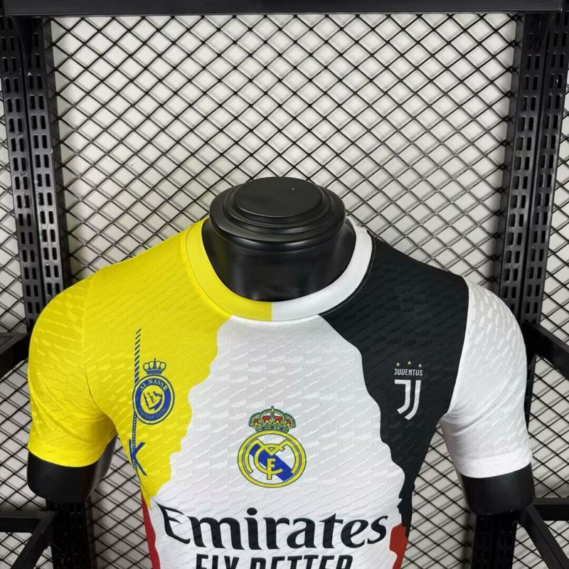 Cristiano Ronaldo Commemorative Edition Kit Soccer T-Shirt Player Version - view 4