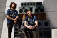 19-20 Real Madrid Away Retro Jersey Player version - view 9