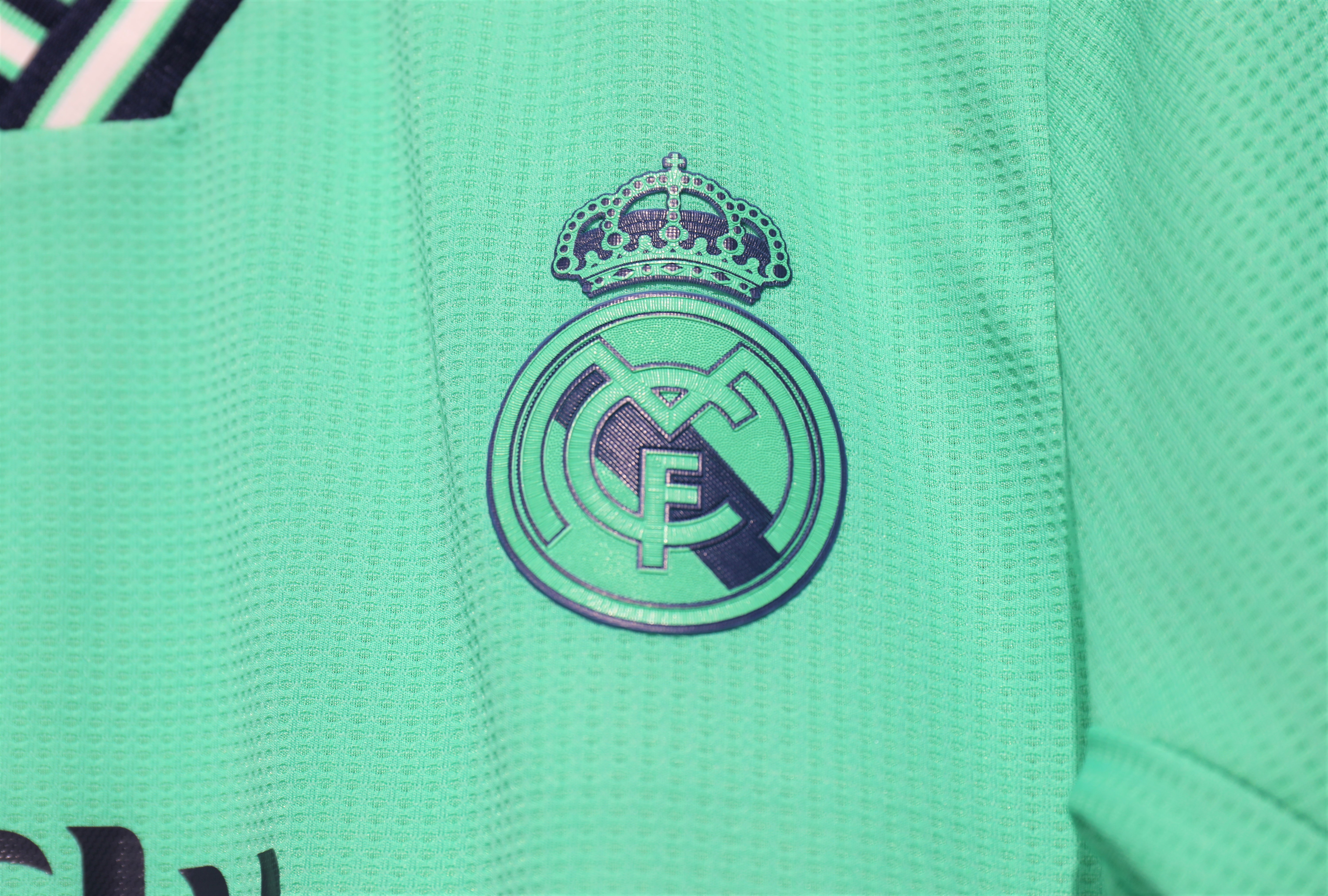 19-20 Real Madrid Second Away Retro Jersey Player version - view 7
