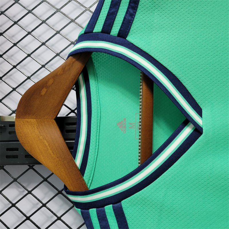 19-20 Real Madrid Second Away Retro Jersey - view 7