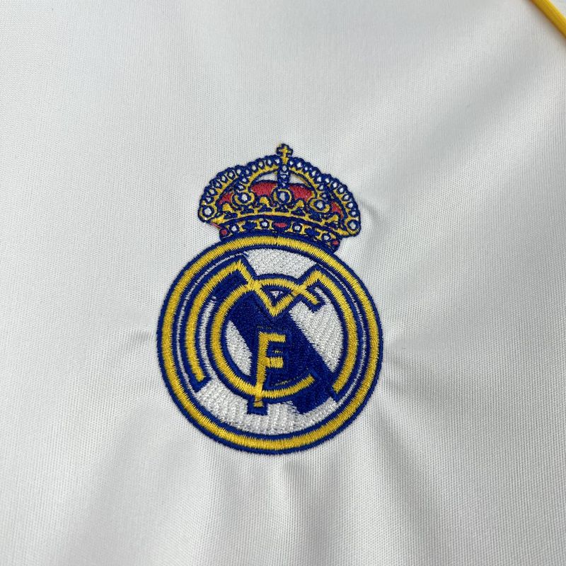 25-26 Real Madrid Home Soccer Jersey - view 9