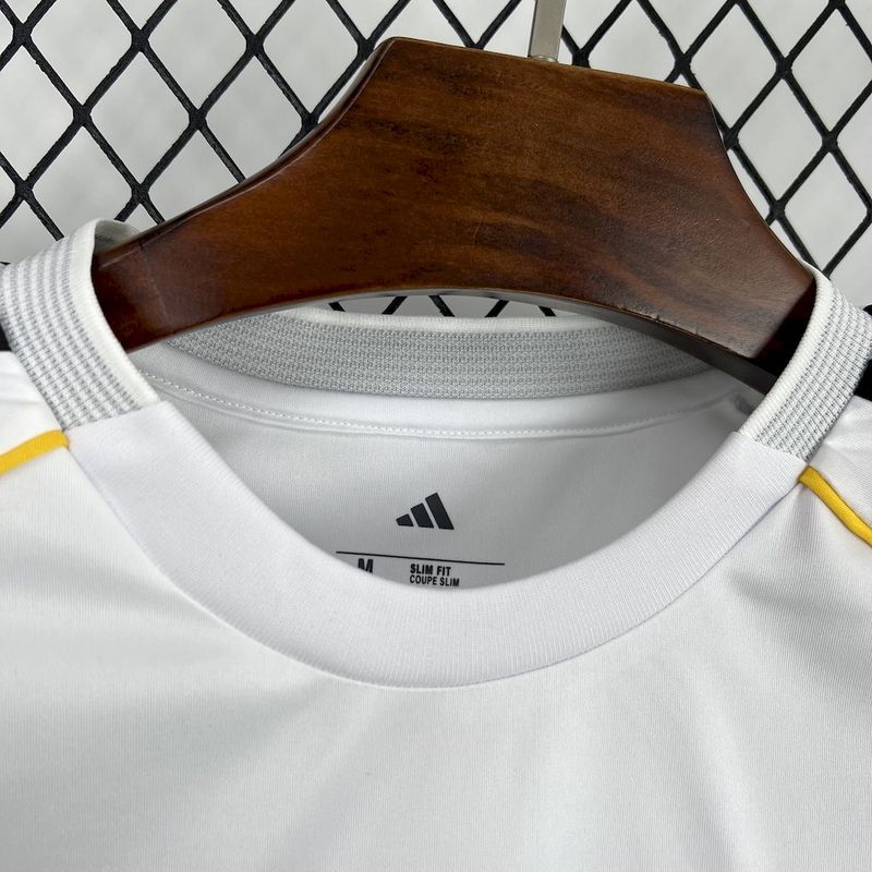 25-26 Real Madrid Home Soccer Jersey - view 11