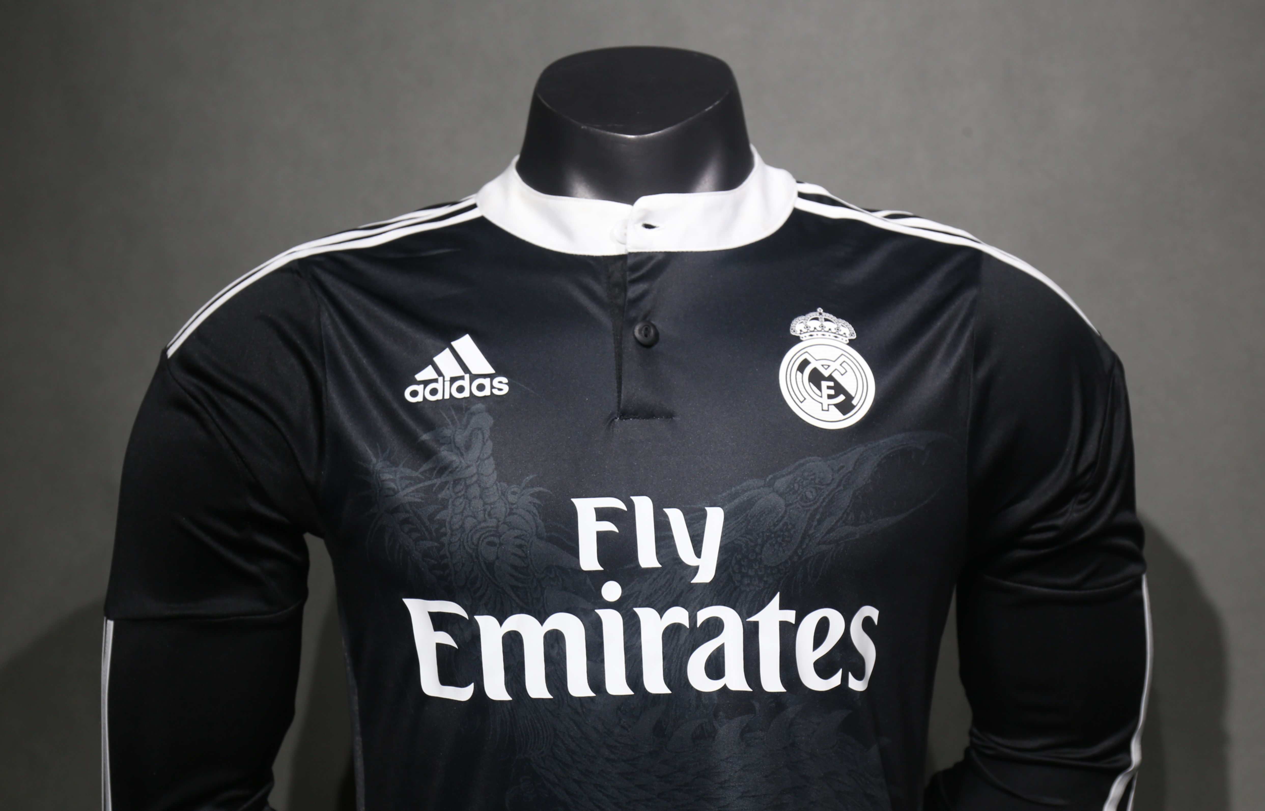 2014/15 Real Madrid Third Away Retro Jersey Player Version Long Sleeve - view 4
