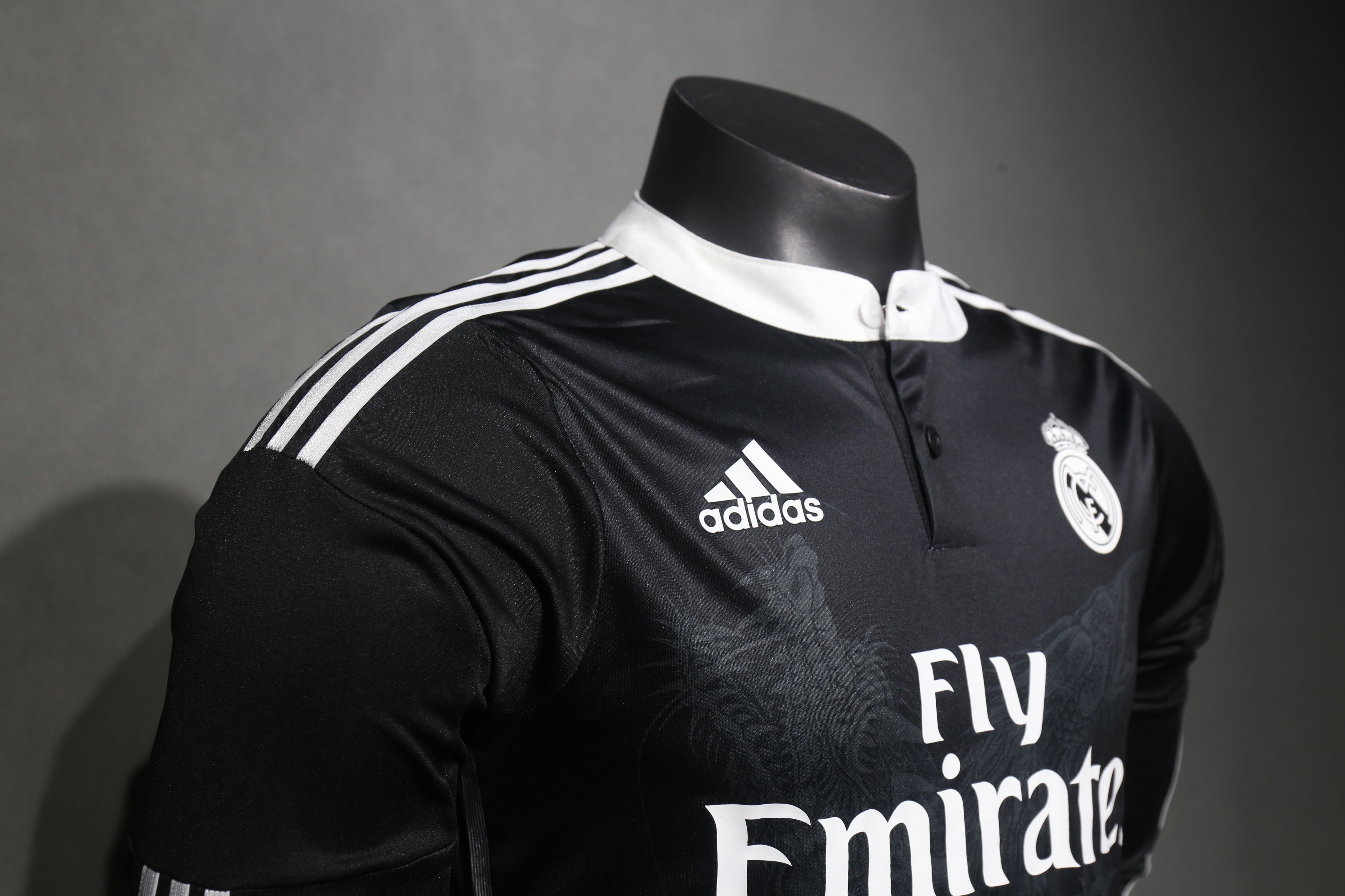 2014/15 Real Madrid Third Away Retro Jersey Player Version Long Sleeve - view 5