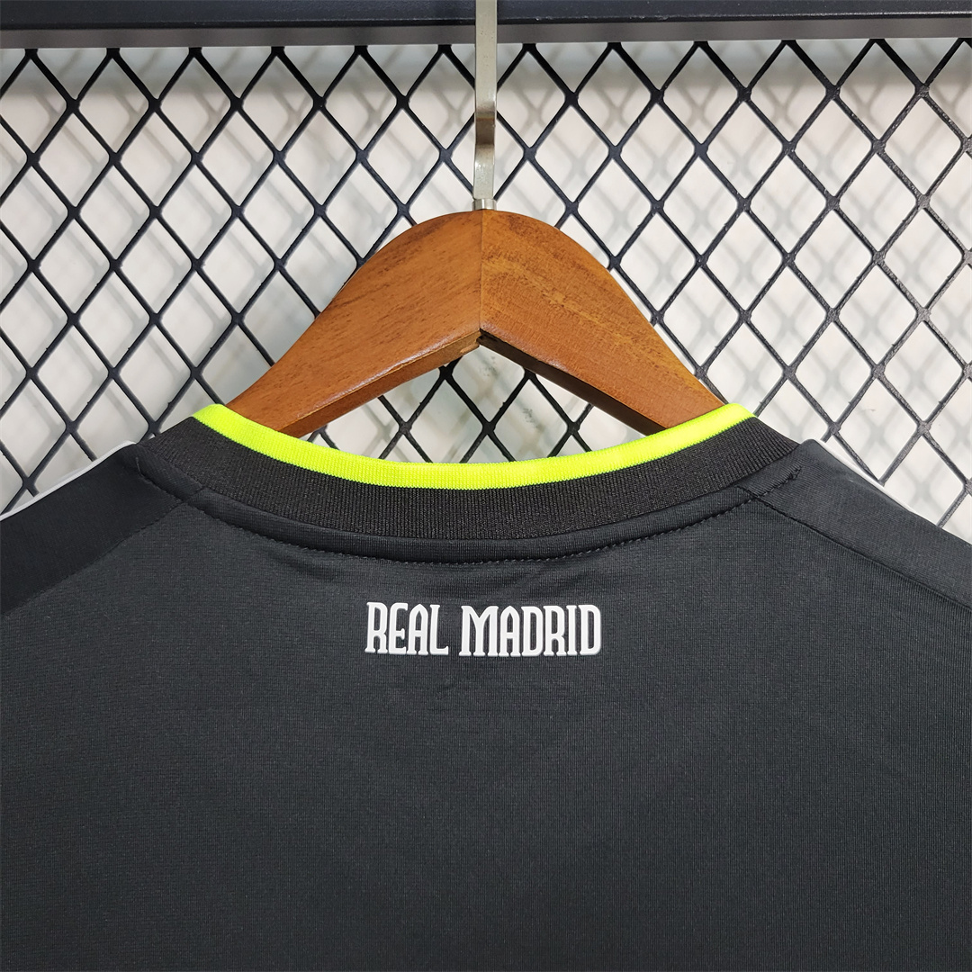 2010/11 Real Madrid Away Retro Jersey Long Sleeve - view 4