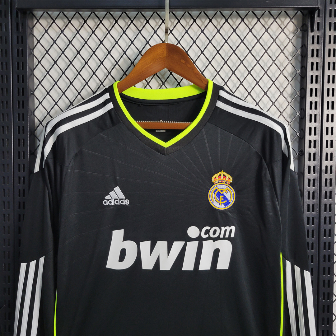 2010/11 Real Madrid Away Retro Jersey Long Sleeve - view 9