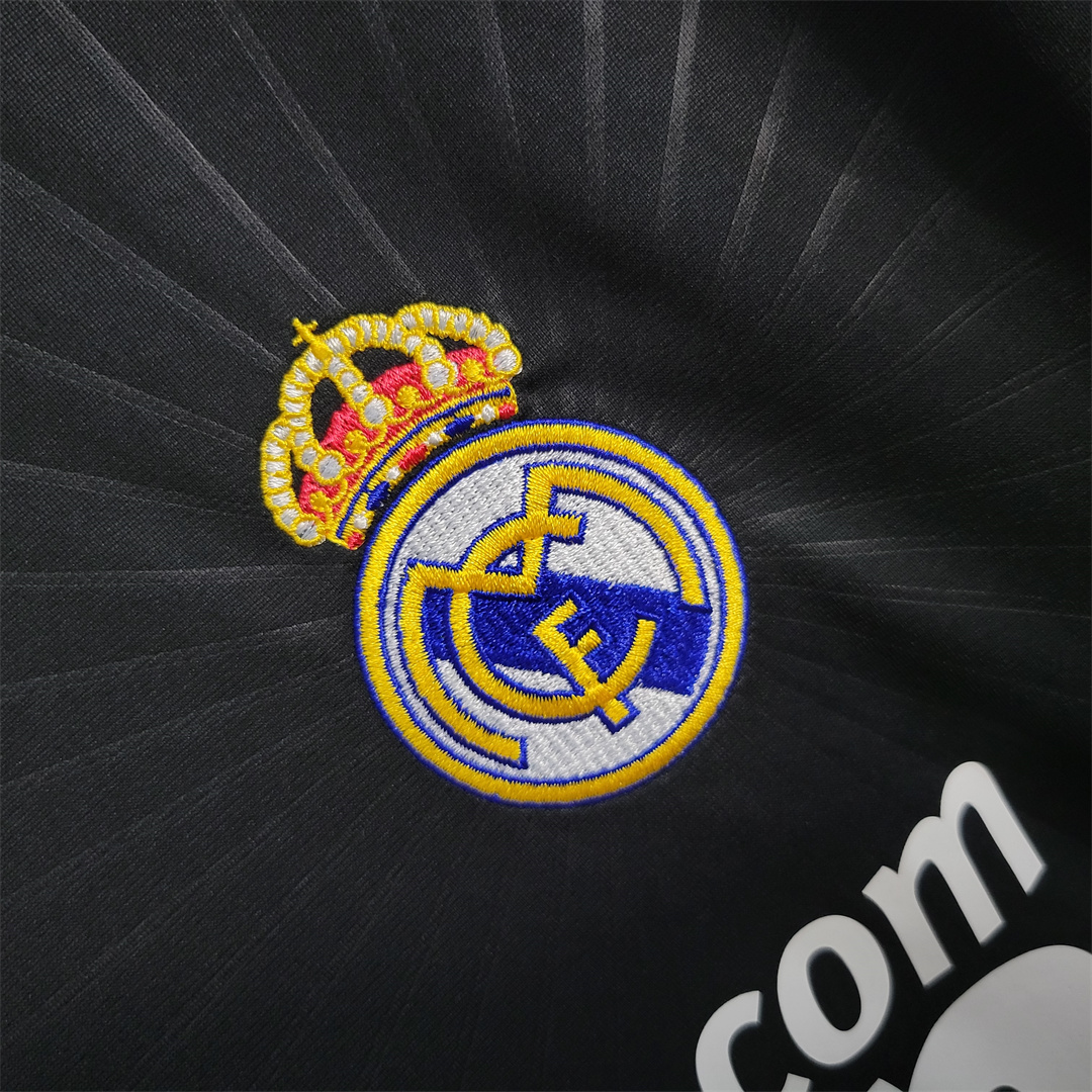 2010/11 Real Madrid Away Retro Jersey - view 5