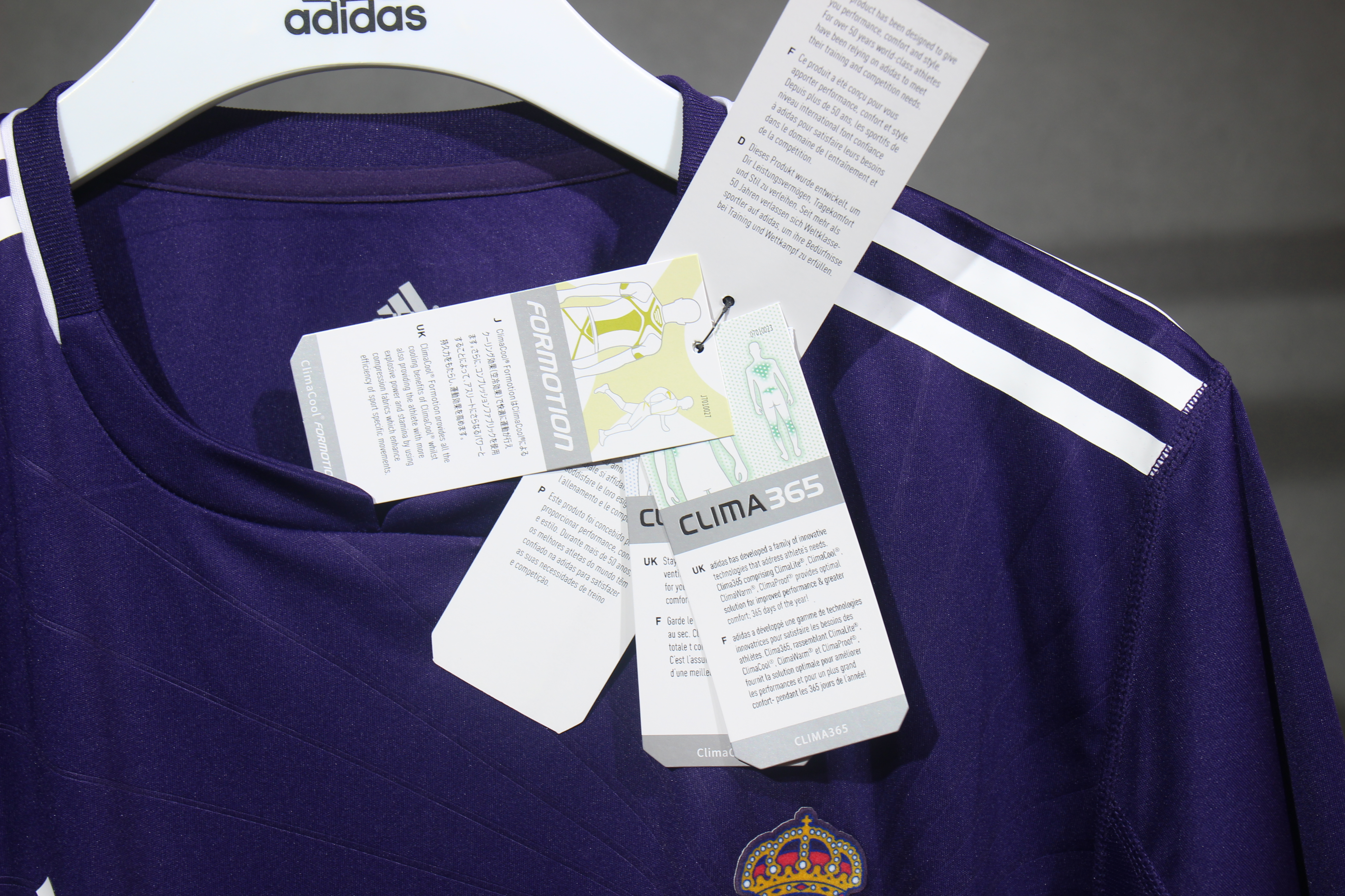 2010/11 Real Madrid Third Away Retro Jersey Player Version - view 5