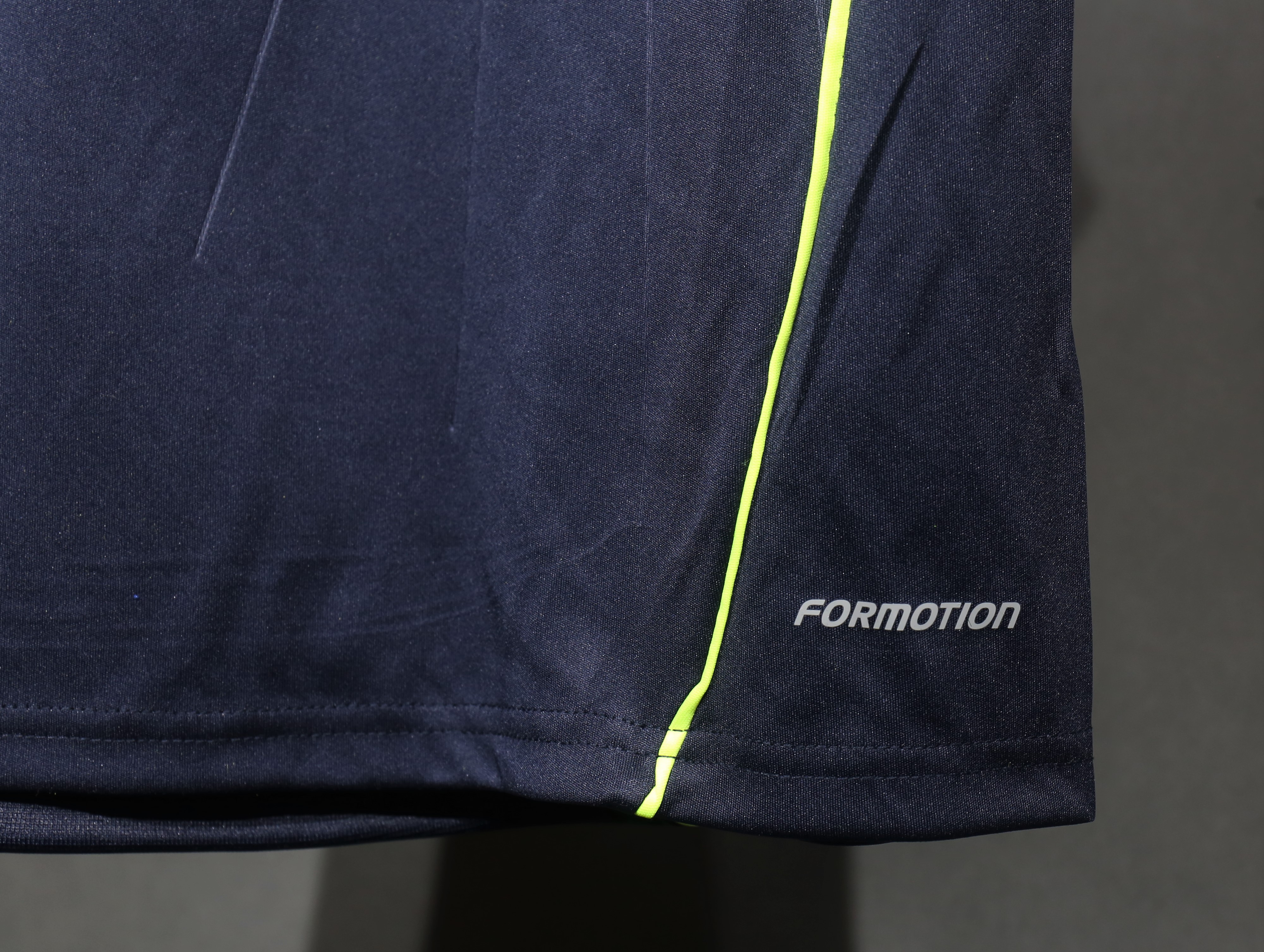 2010/11 Real Madrid Away Retro Jersey Player Version Long Sleeve - view 15