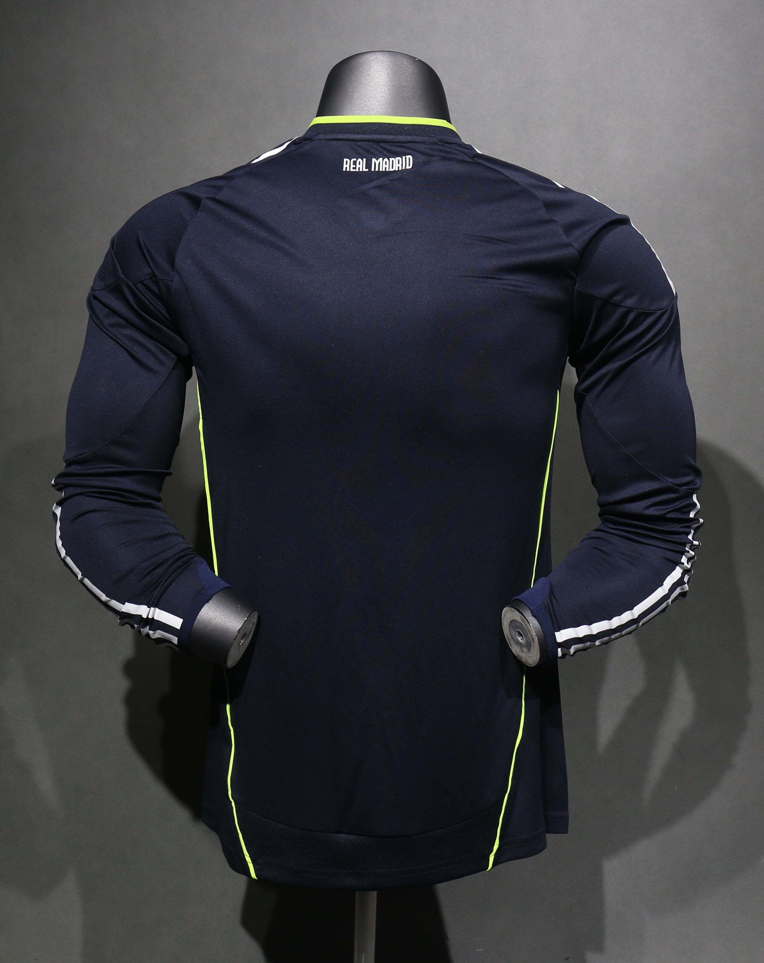 2010/11 Real Madrid Away Retro Jersey Player Version Long Sleeve - view 11