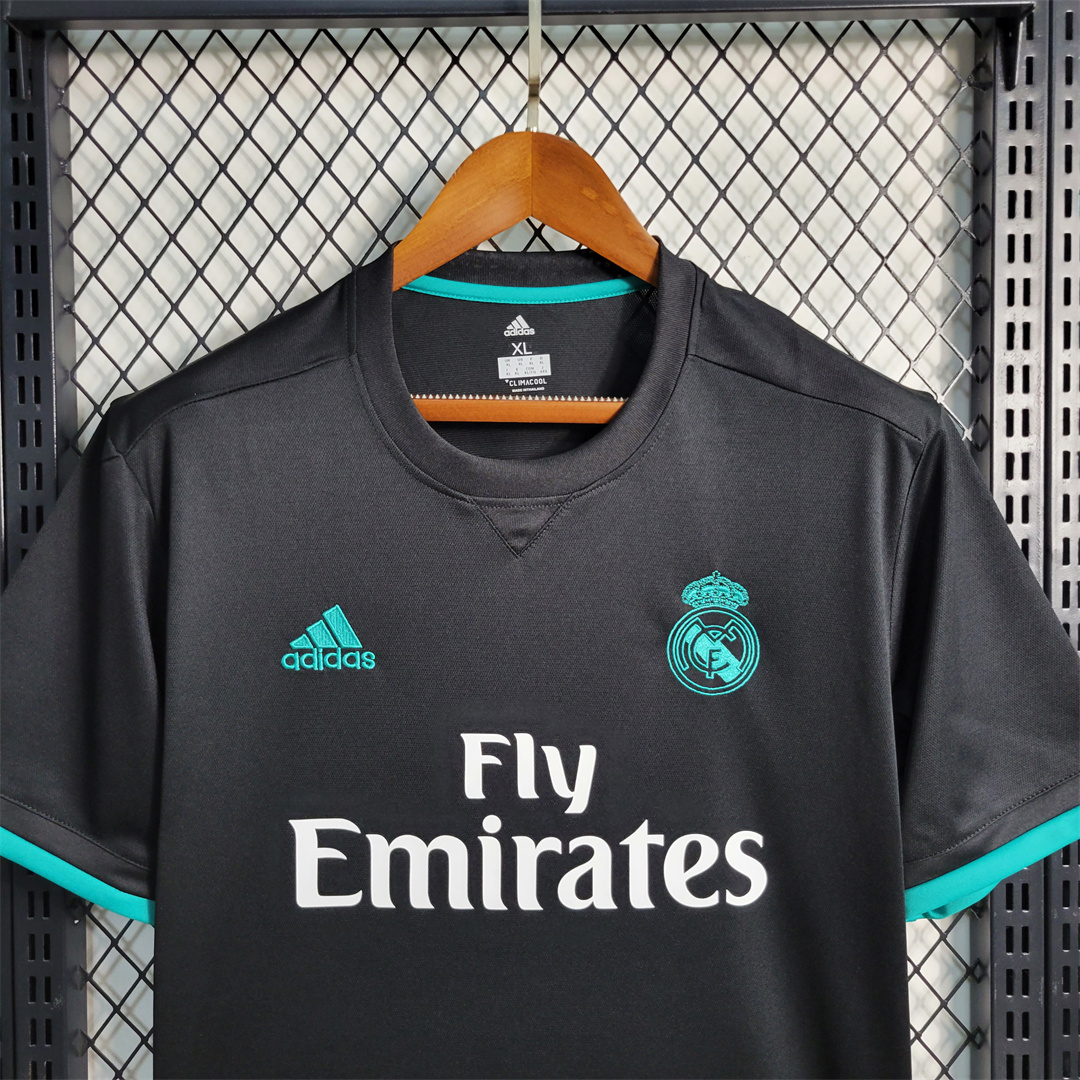 17-18 Real Madrid Away Retro Jersey - view 4