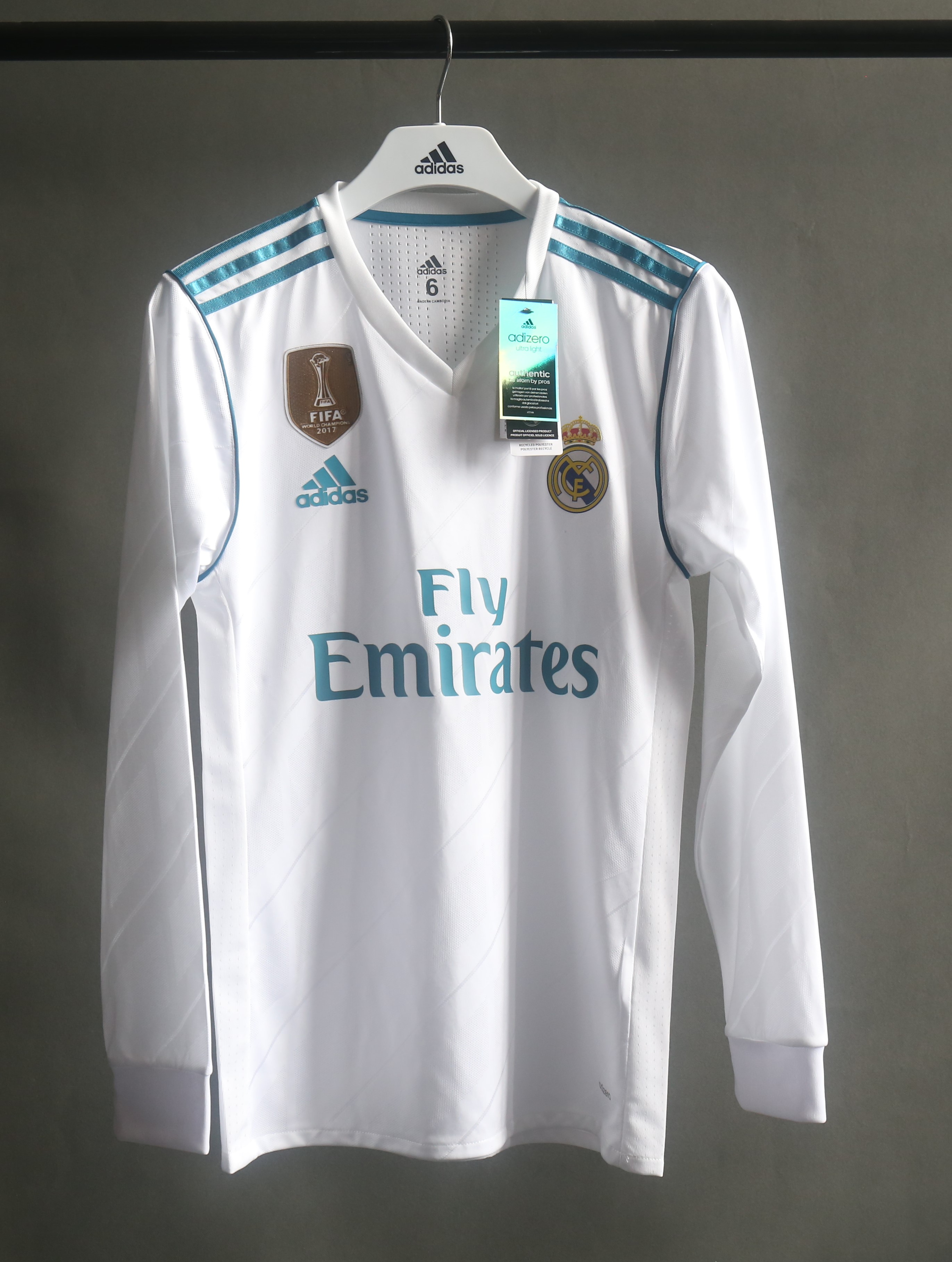 17-18 Real Madrid Home Retro Jersey Player Version Long Sleeve - view 4