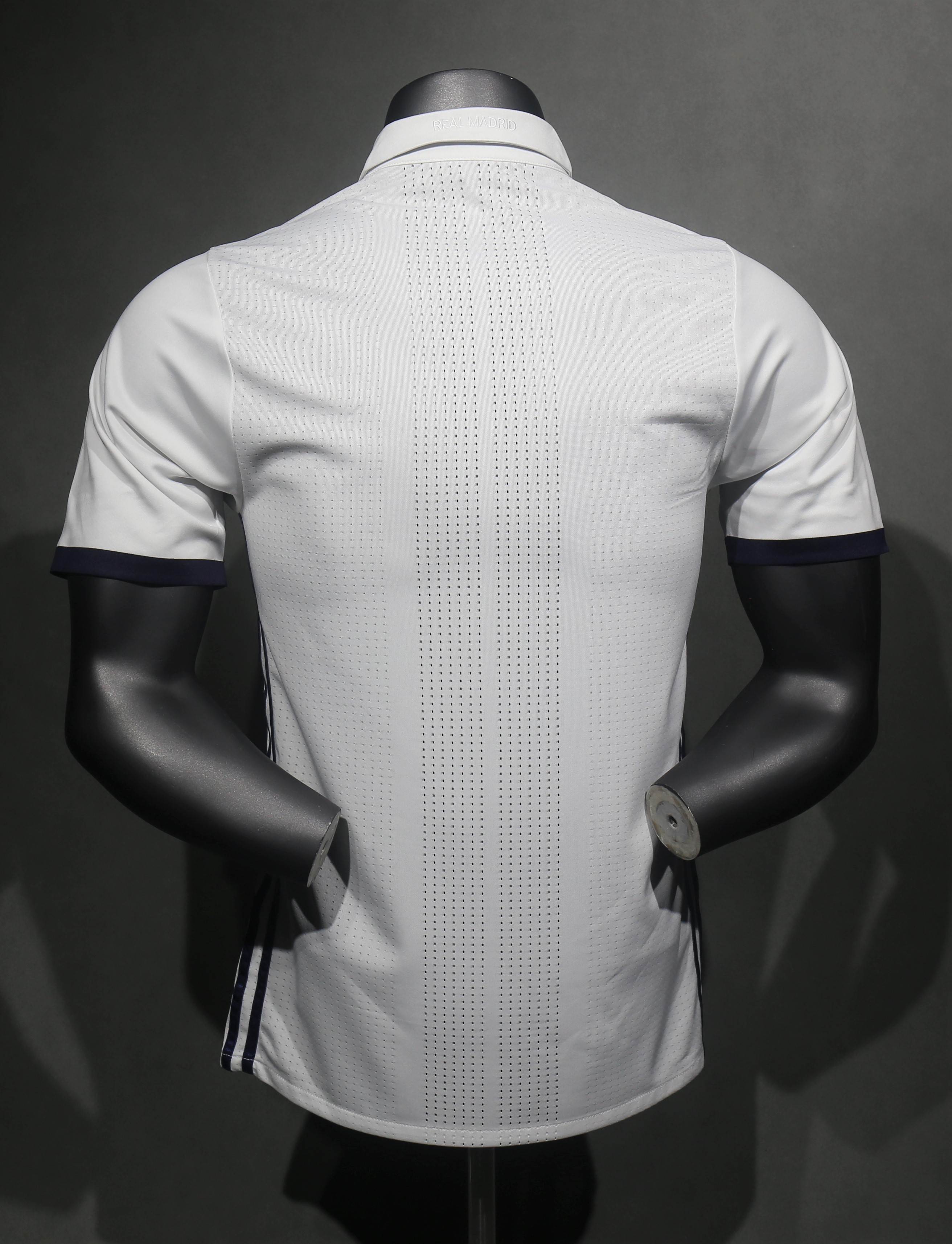 16-17 Real Madrid Home Retro Jersey Player Version - view 3