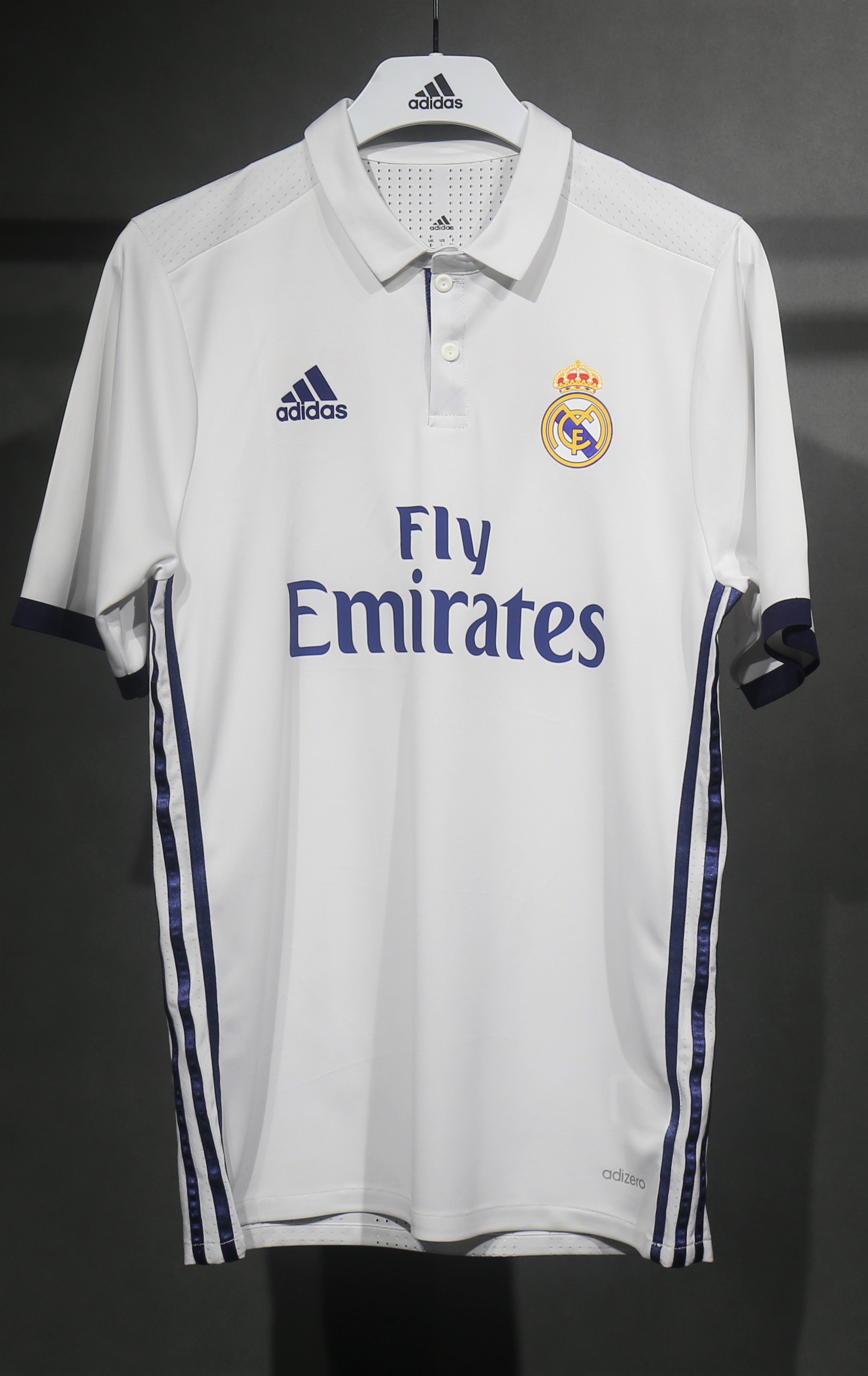 16-17 Real Madrid Home Retro Jersey Player Version - view 6