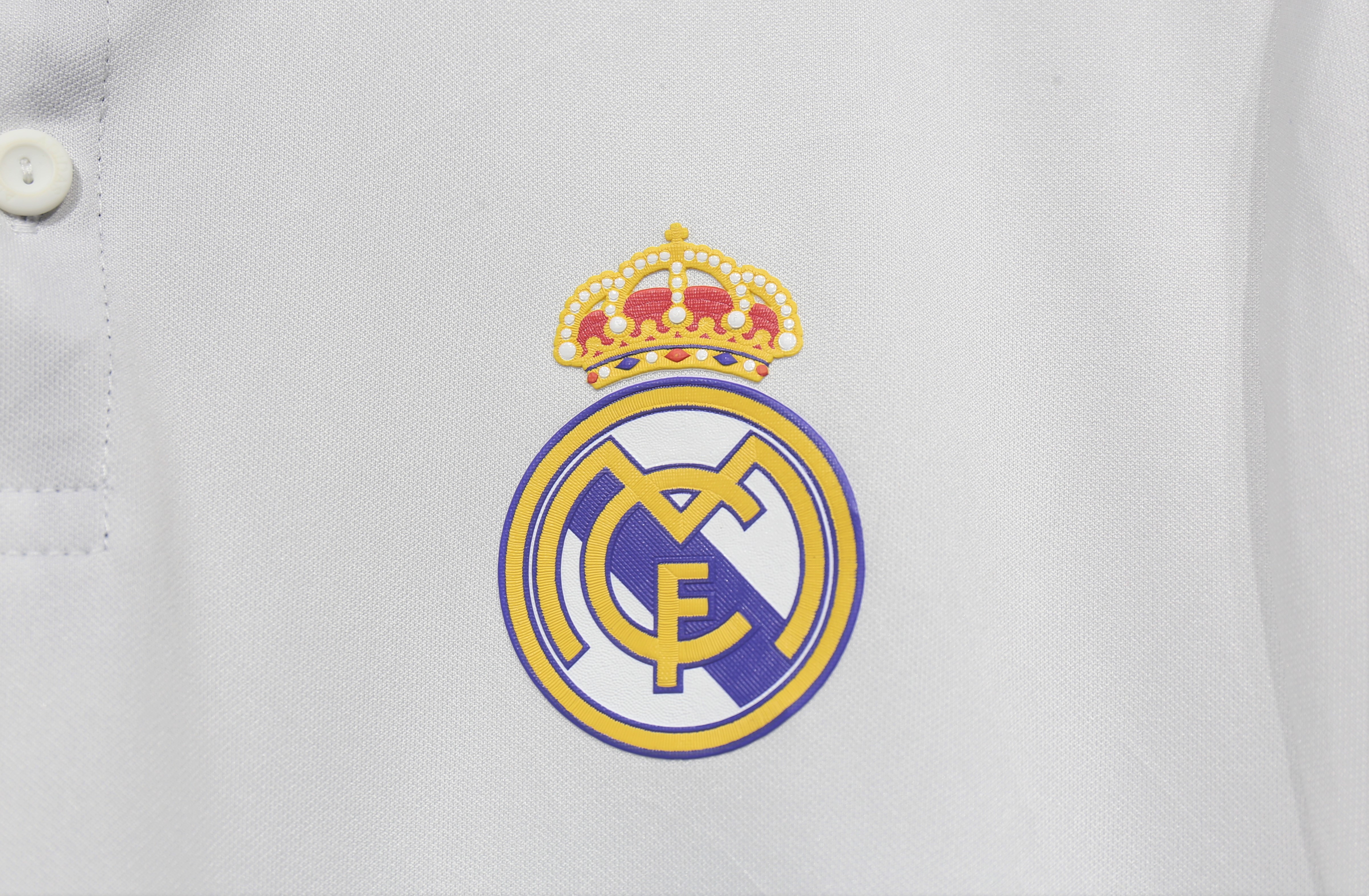 16-17 Real Madrid Home Retro Jersey Player Version - view 9