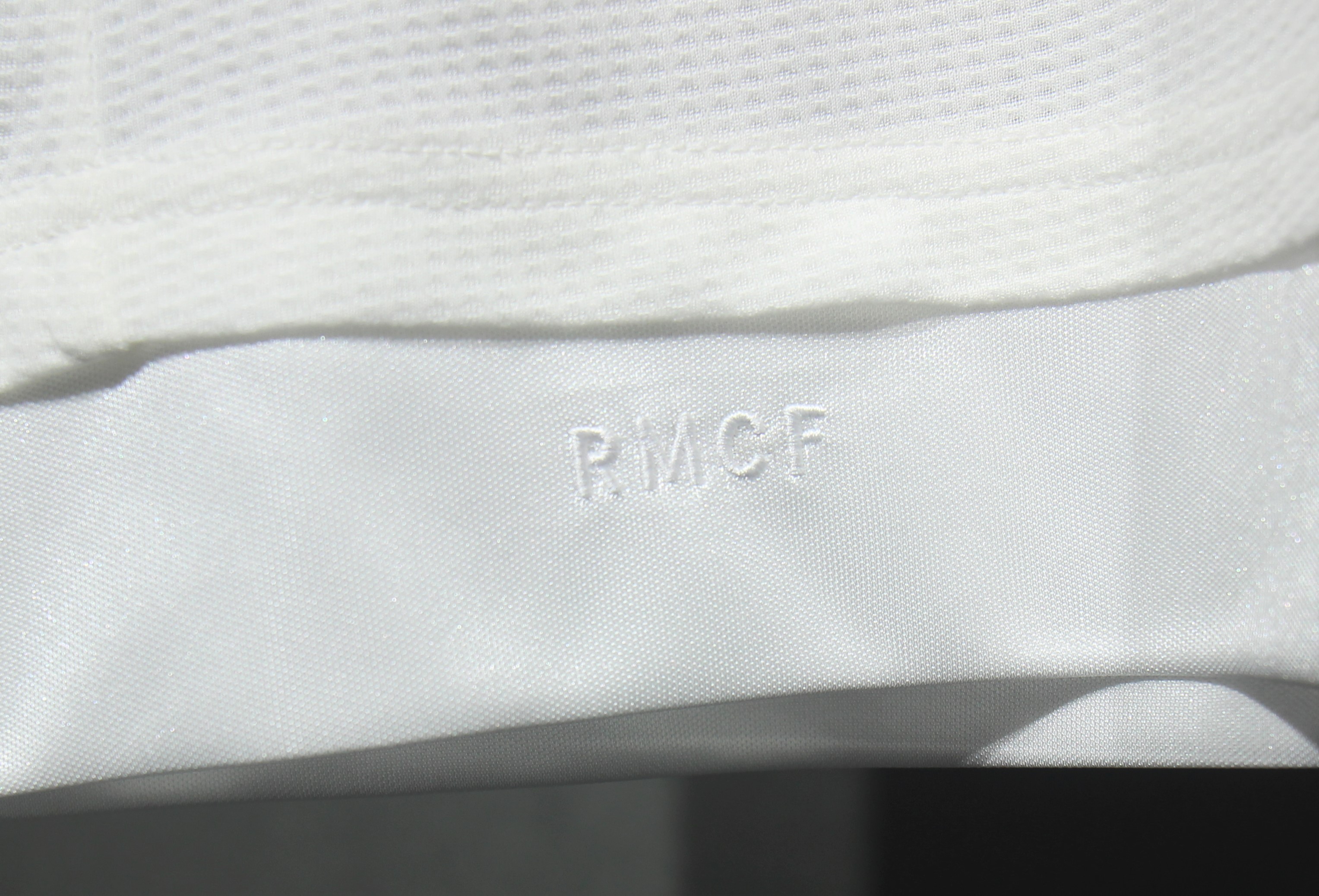 2015-16 Real Madrid Home Retro Jersey Player Version Long Sleeve - view 7