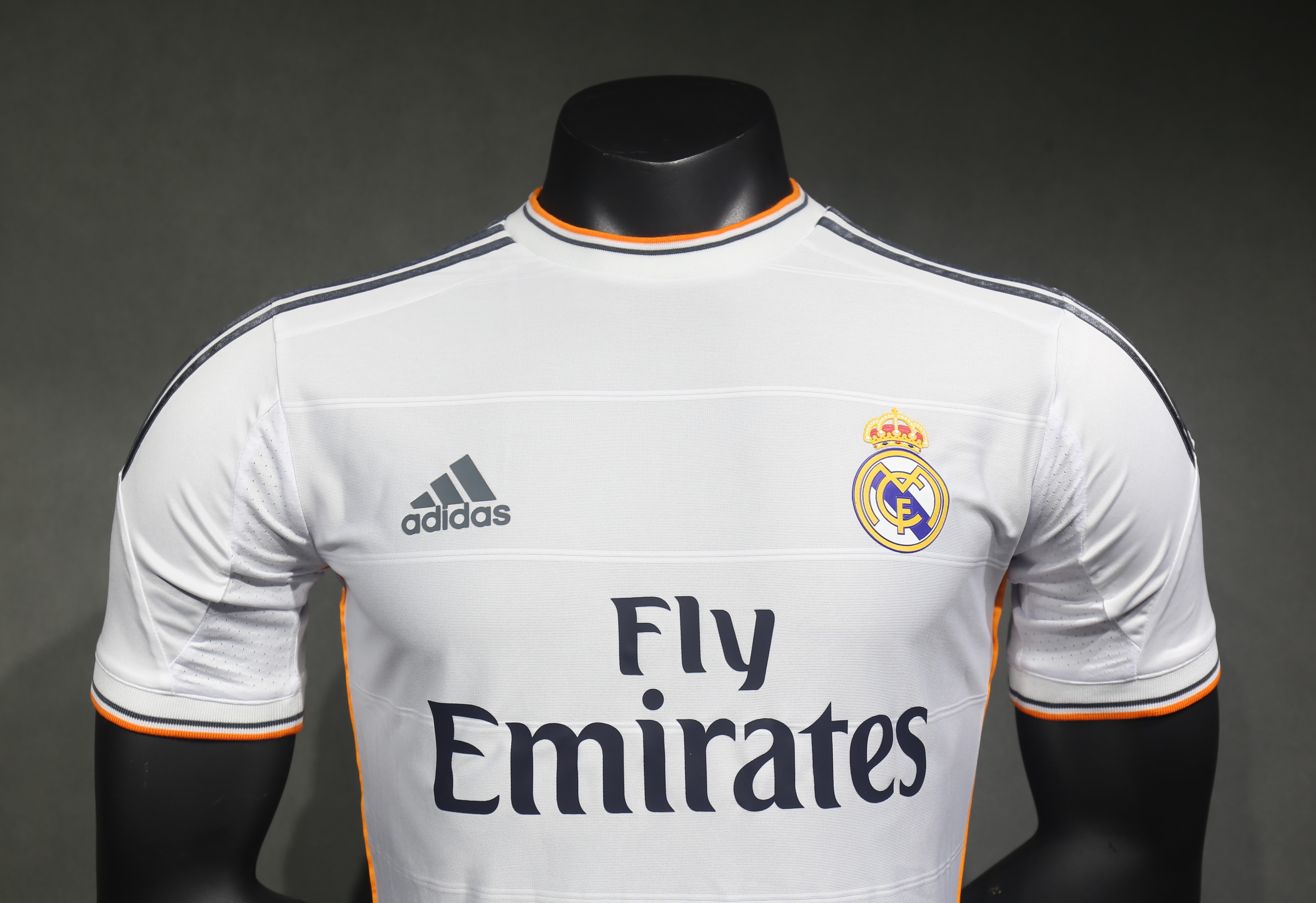 2013/14 Real Madrid Home Retro Jersey Player Version - view 6