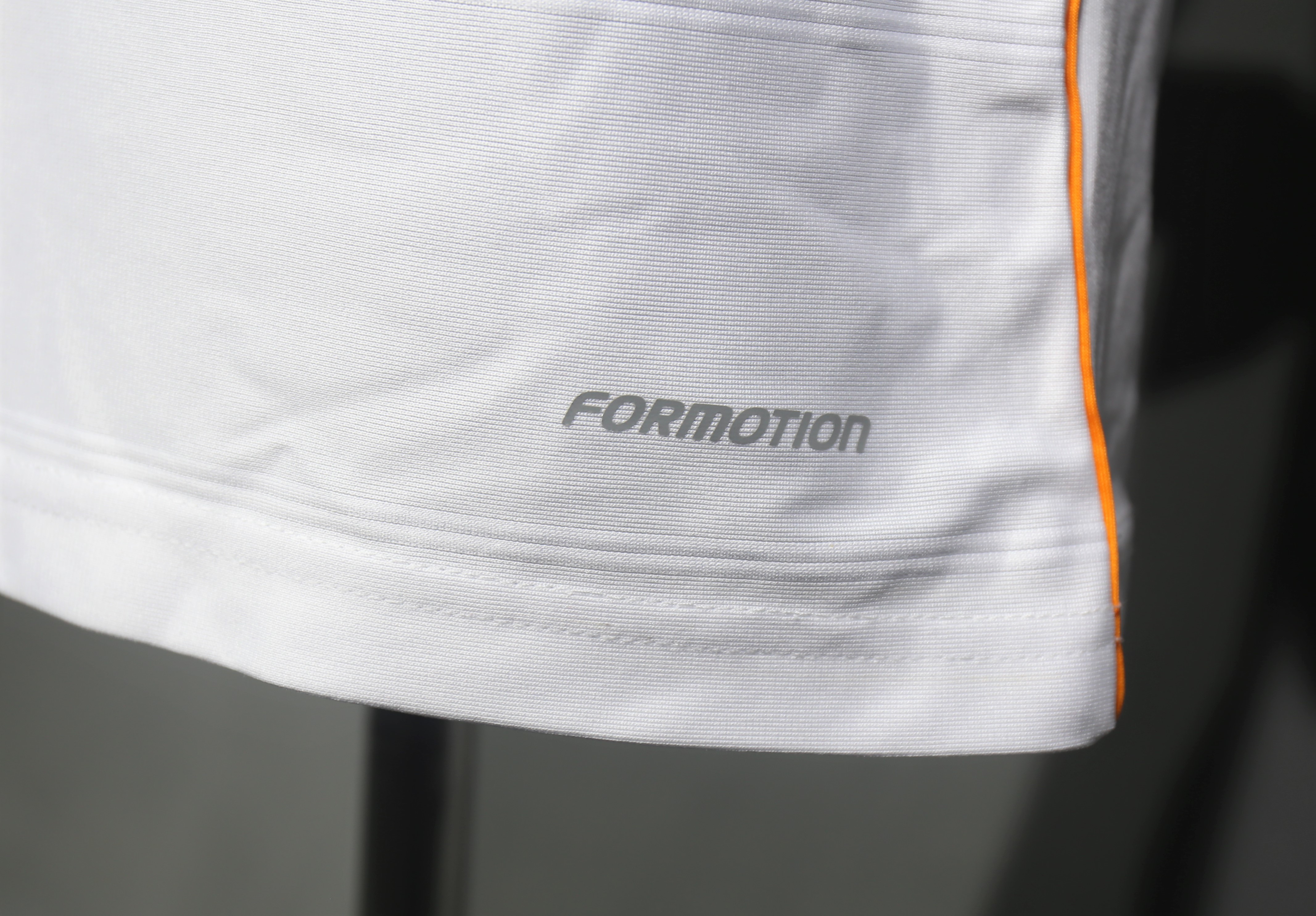 2013/14 Real Madrid Home Retro Jersey Player Version - view 7
