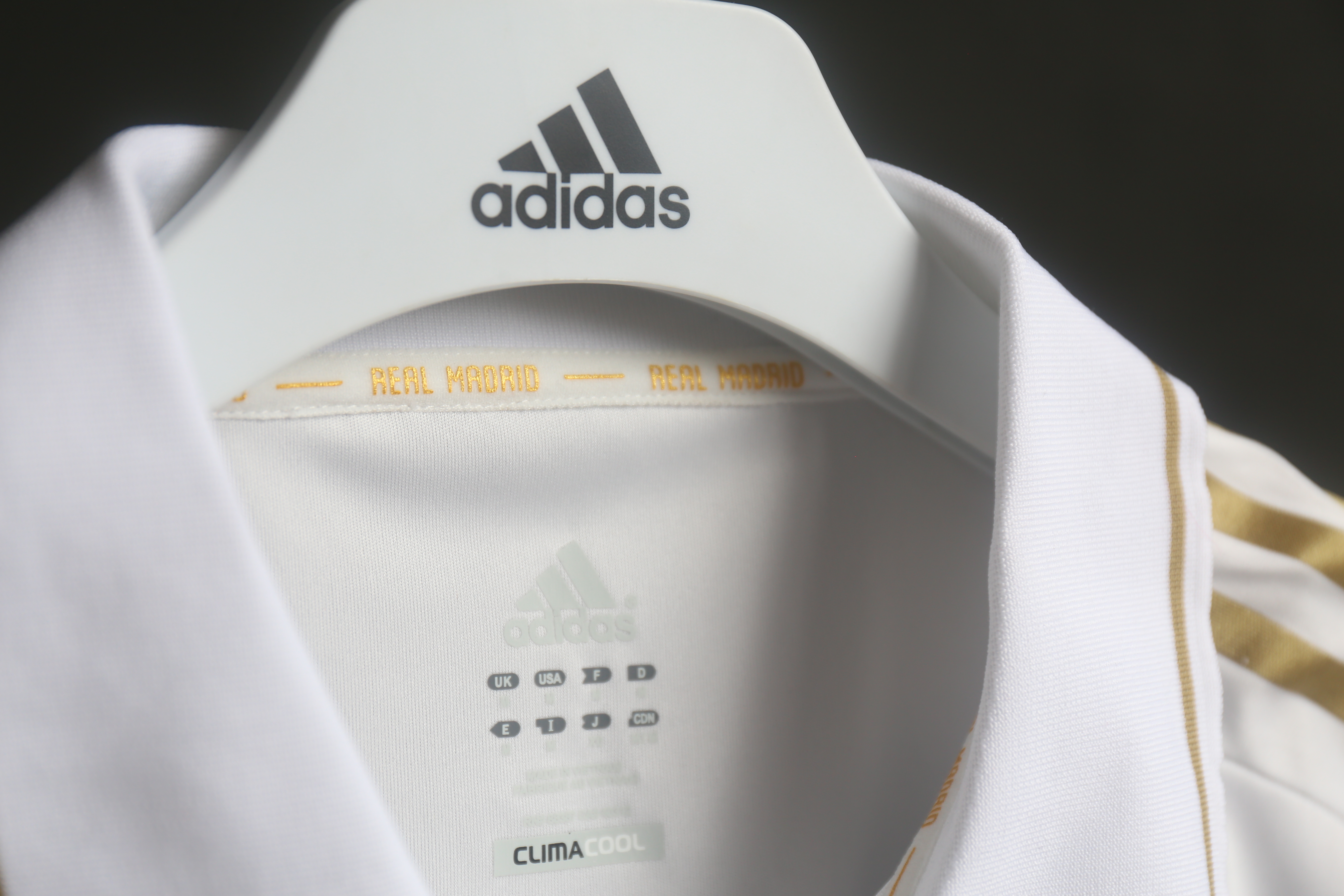 11-12 Real Madrid Home Retro Jersey Player Version Long Sleeve - view 12