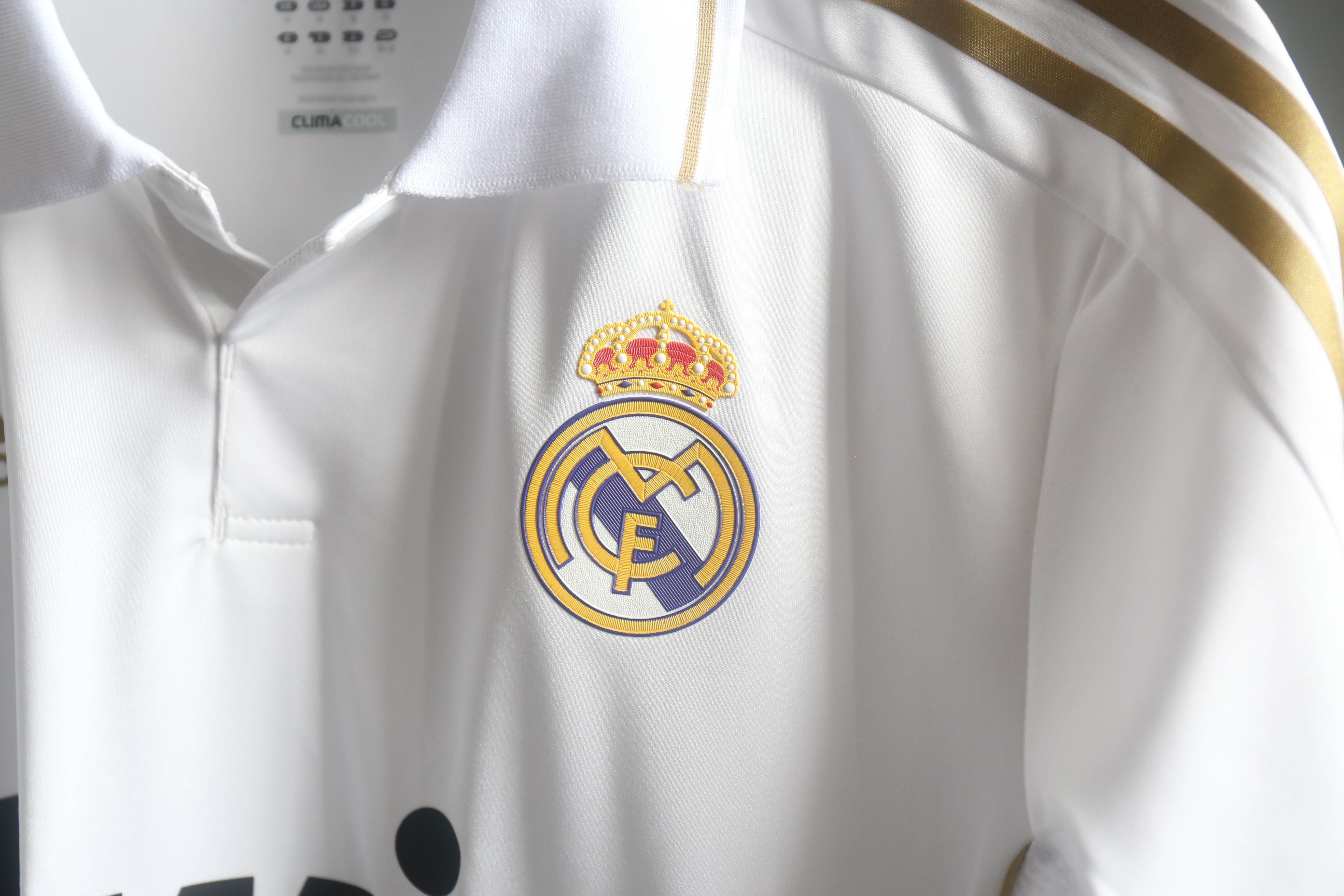 11-12 Real Madrid Home Retro Jersey Player Version Long Sleeve - view 9