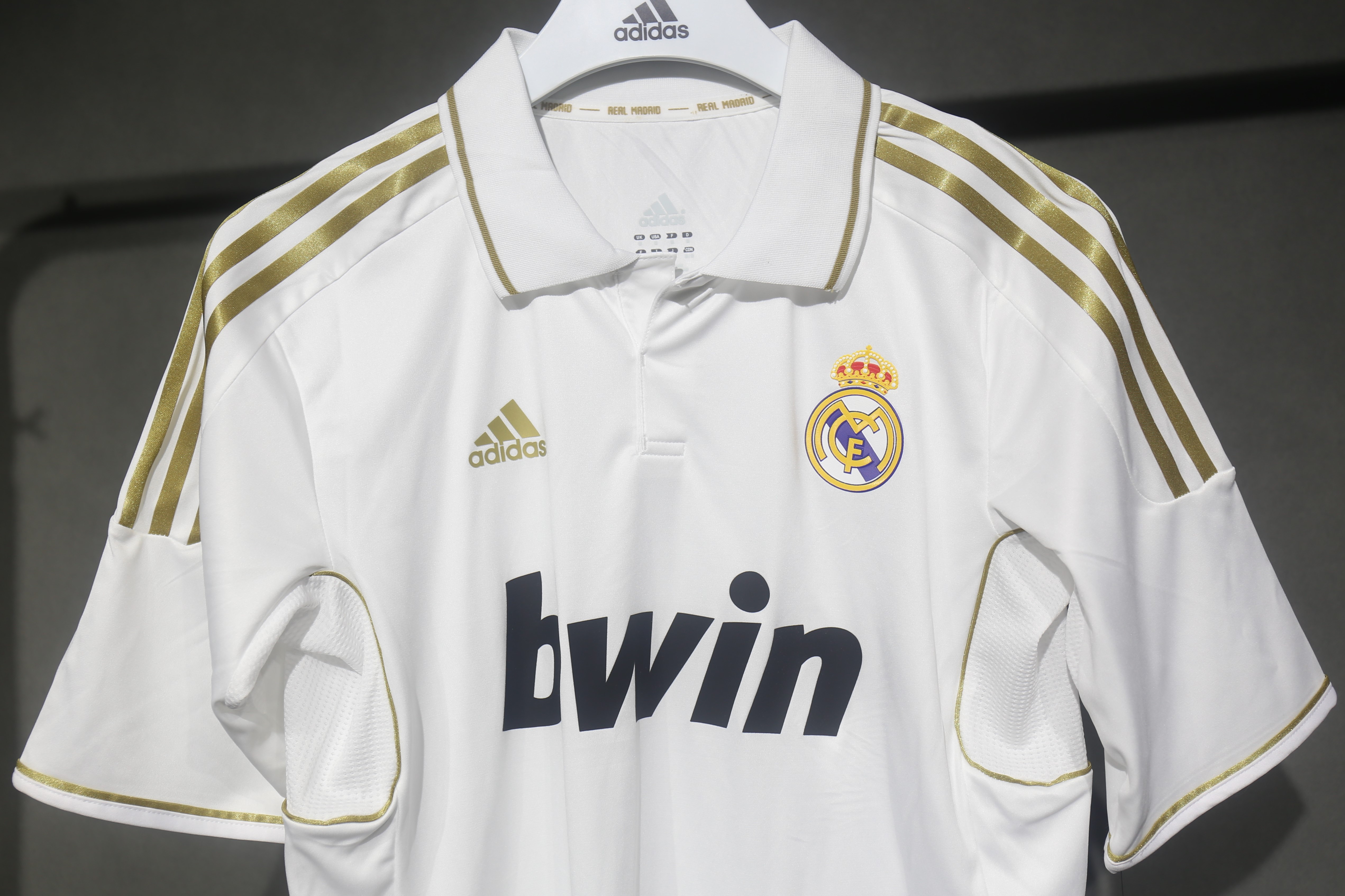 11-12 Real Madrid Home Retro Jersey Player Version - view 3