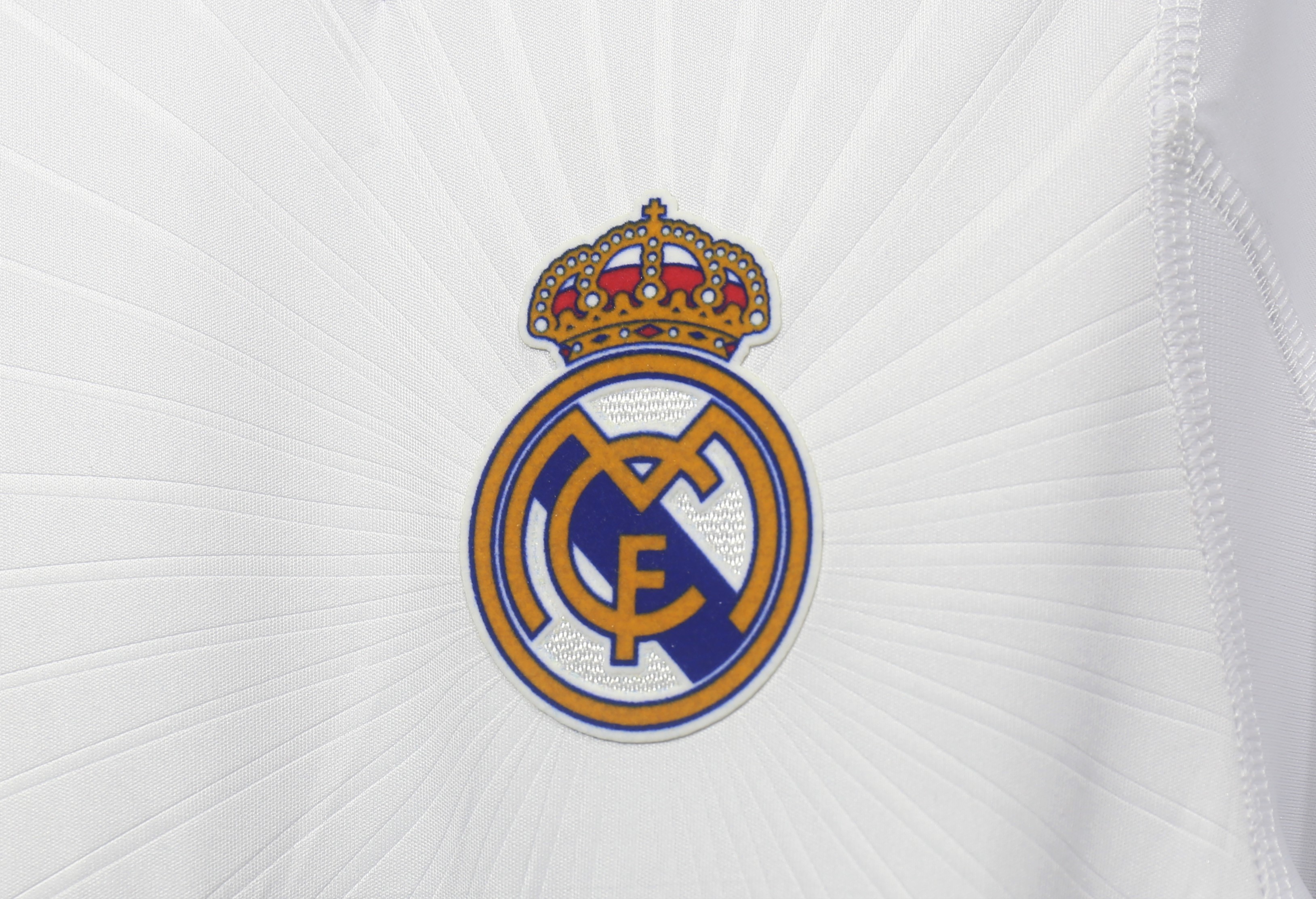 2010/11 Real Madrid Home Retro Jersey Player Version Long Sleeve - view 10